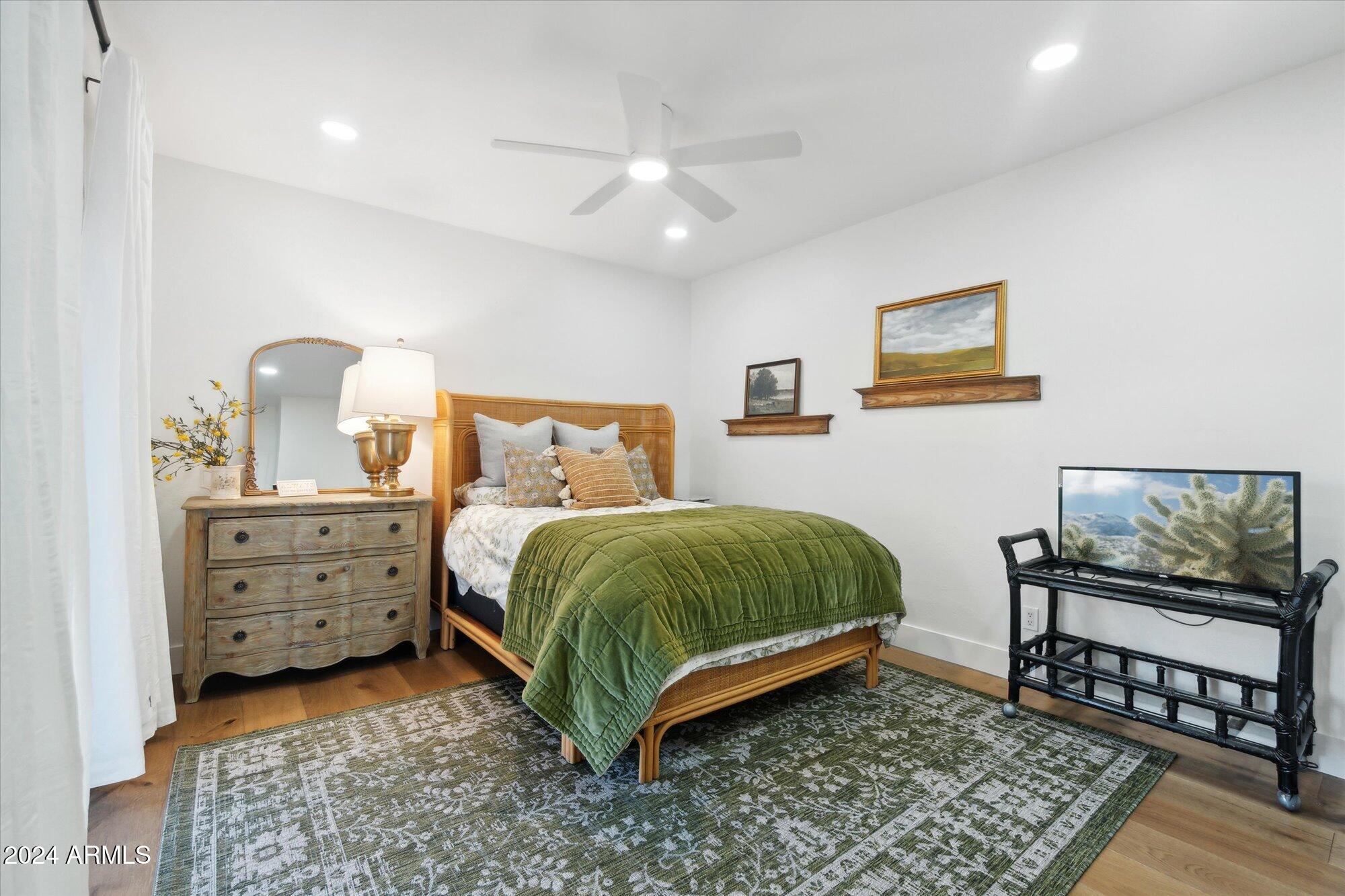 CAMELBACK COUNTRY ESTATES UNIT 2 - Residential