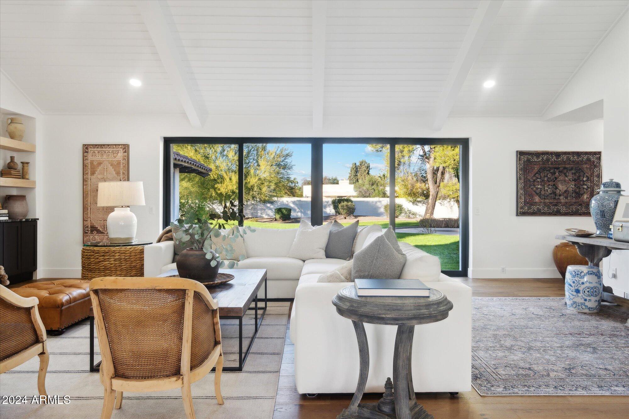 CAMELBACK COUNTRY ESTATES UNIT 2 - Residential