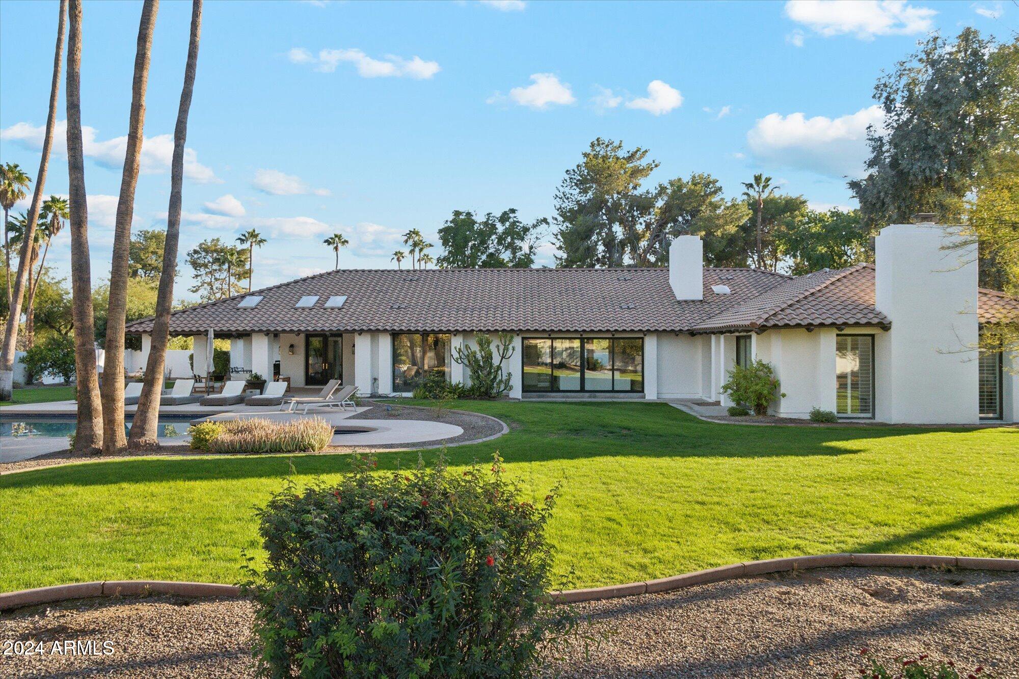CAMELBACK COUNTRY ESTATES UNIT 2 - Residential