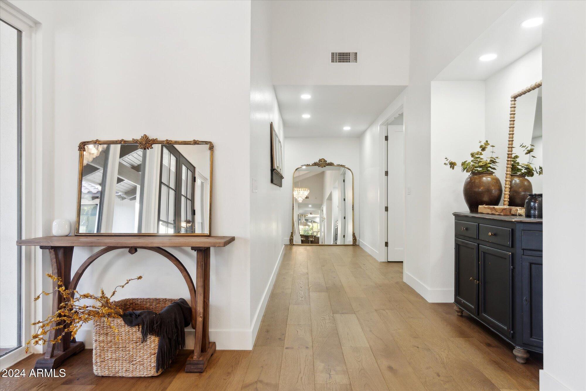 CAMELBACK COUNTRY ESTATES UNIT 2 - Residential
