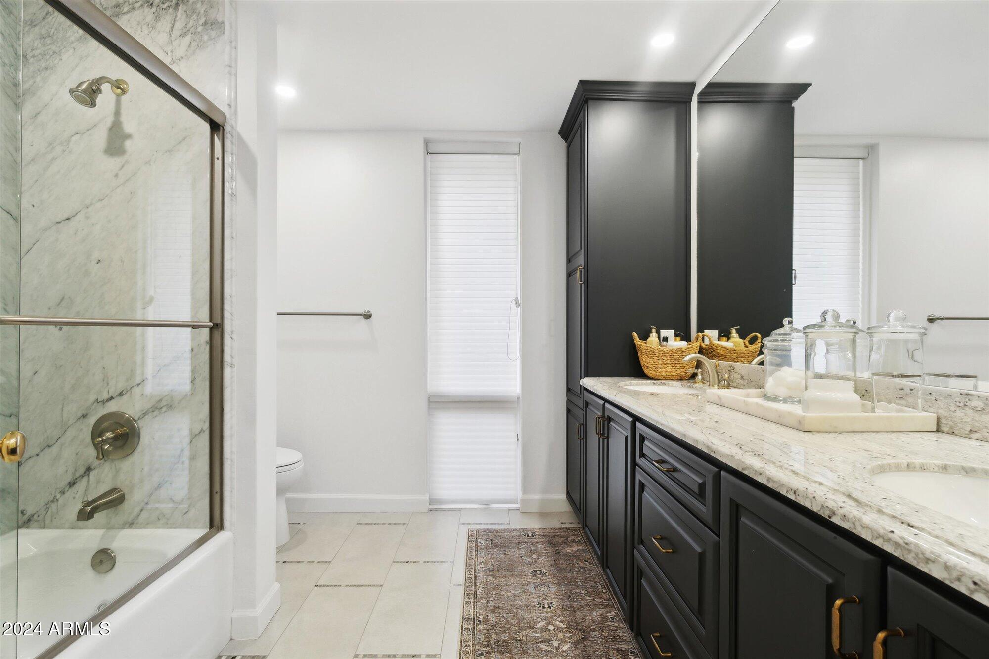 CAMELBACK COUNTRY ESTATES UNIT 2 - Residential