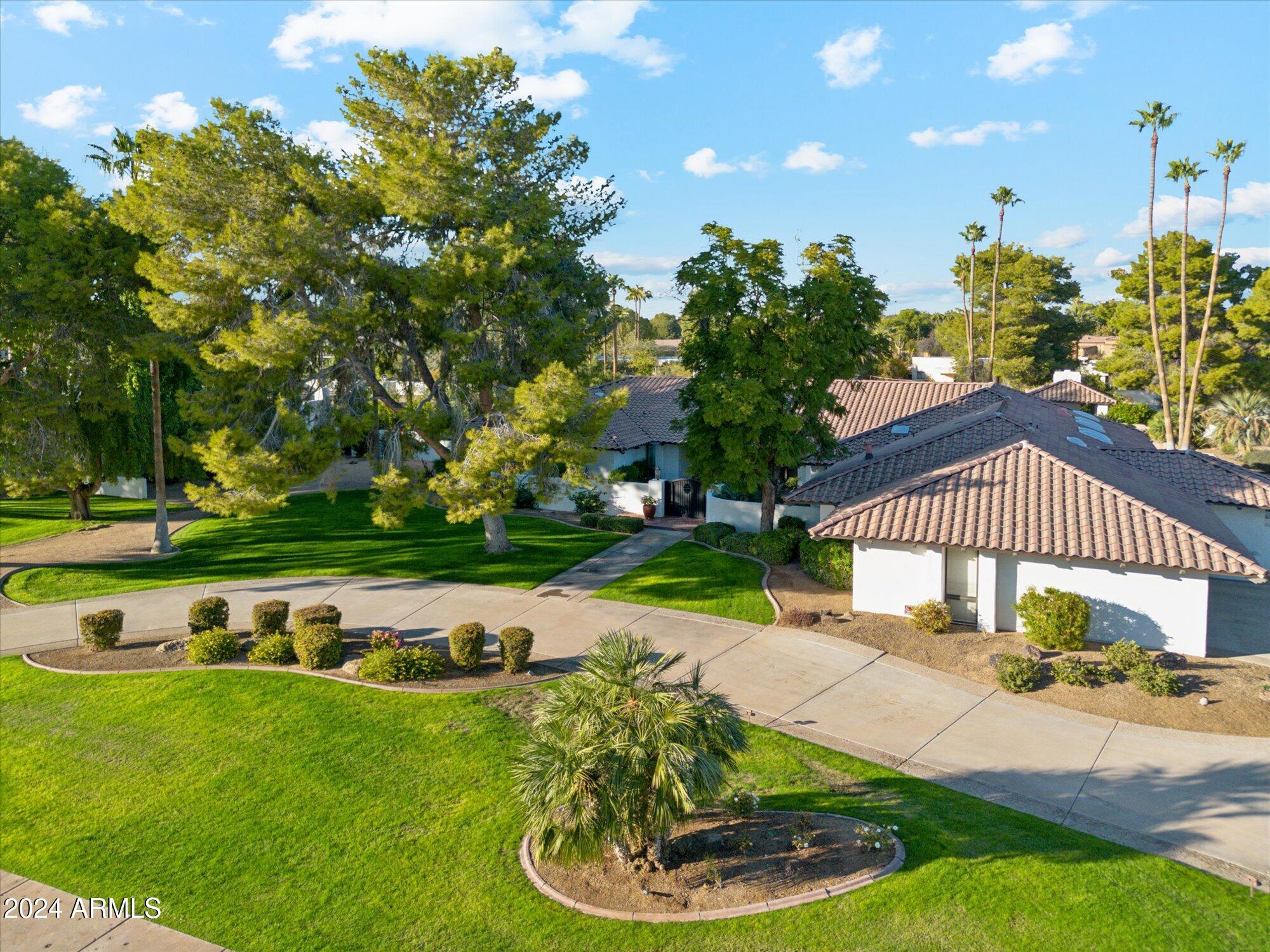 CAMELBACK COUNTRY ESTATES UNIT 2 - Residential