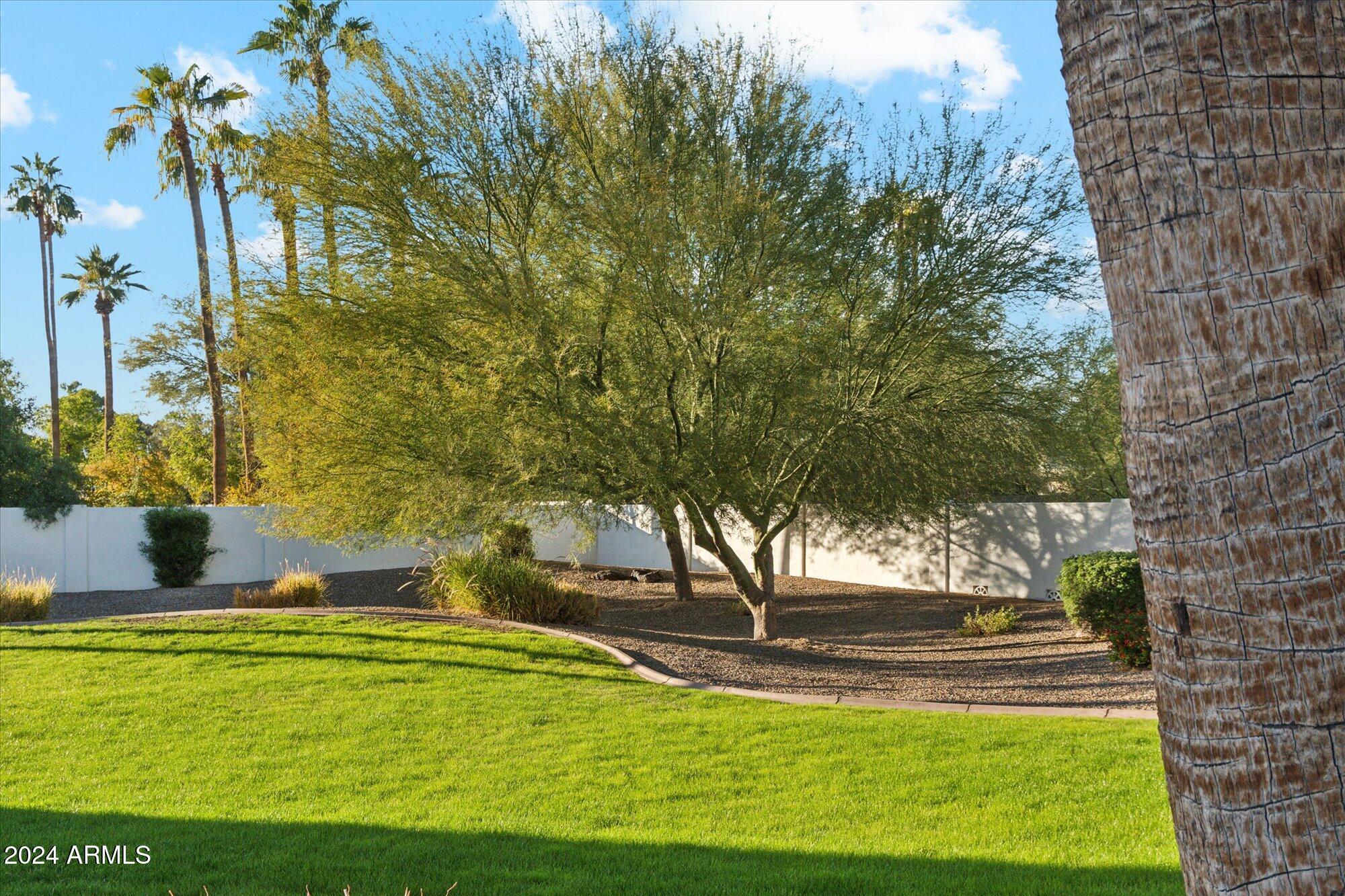 CAMELBACK COUNTRY ESTATES UNIT 2 - Residential
