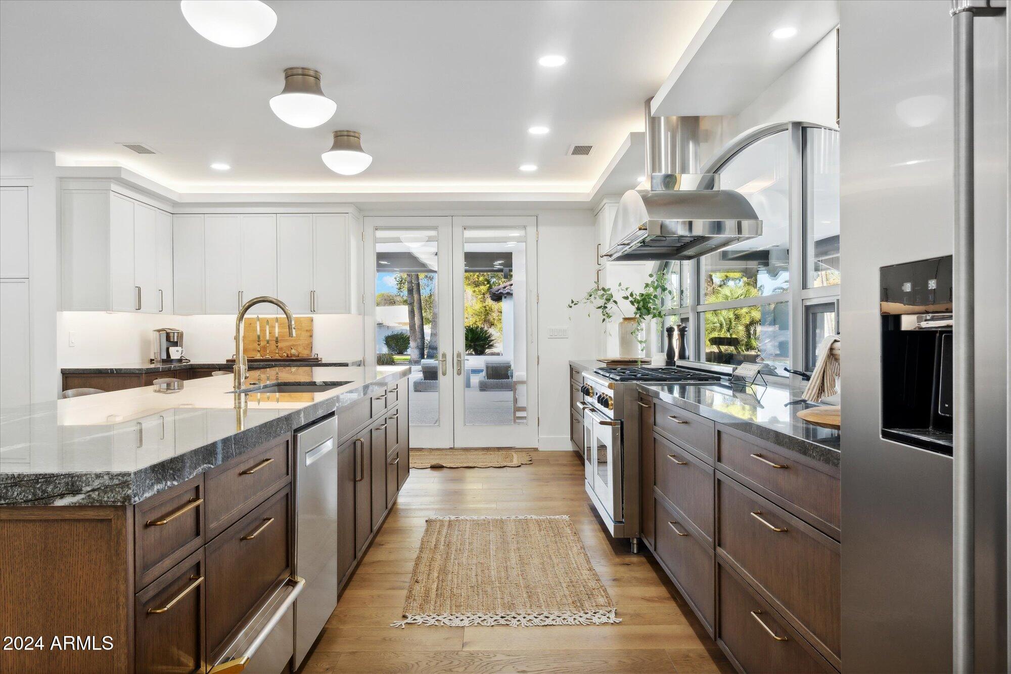 CAMELBACK COUNTRY ESTATES UNIT 2 - Residential