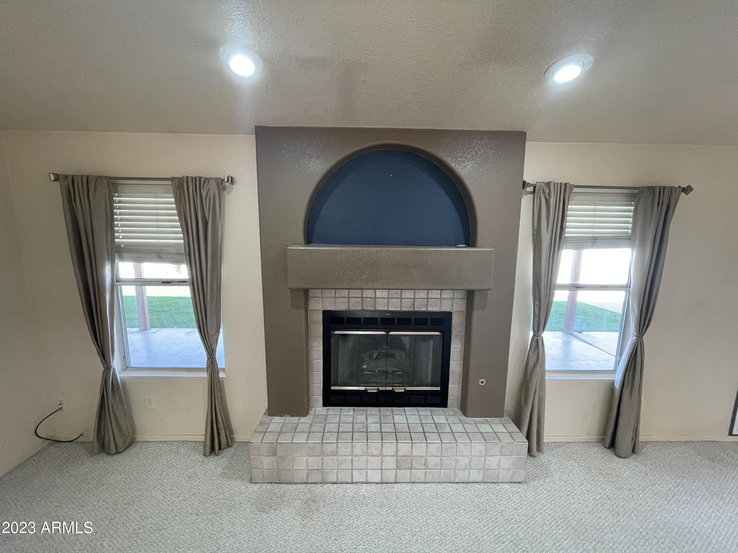 MOUNTAIN RIDGE PHASE 4 - Residential Lease
