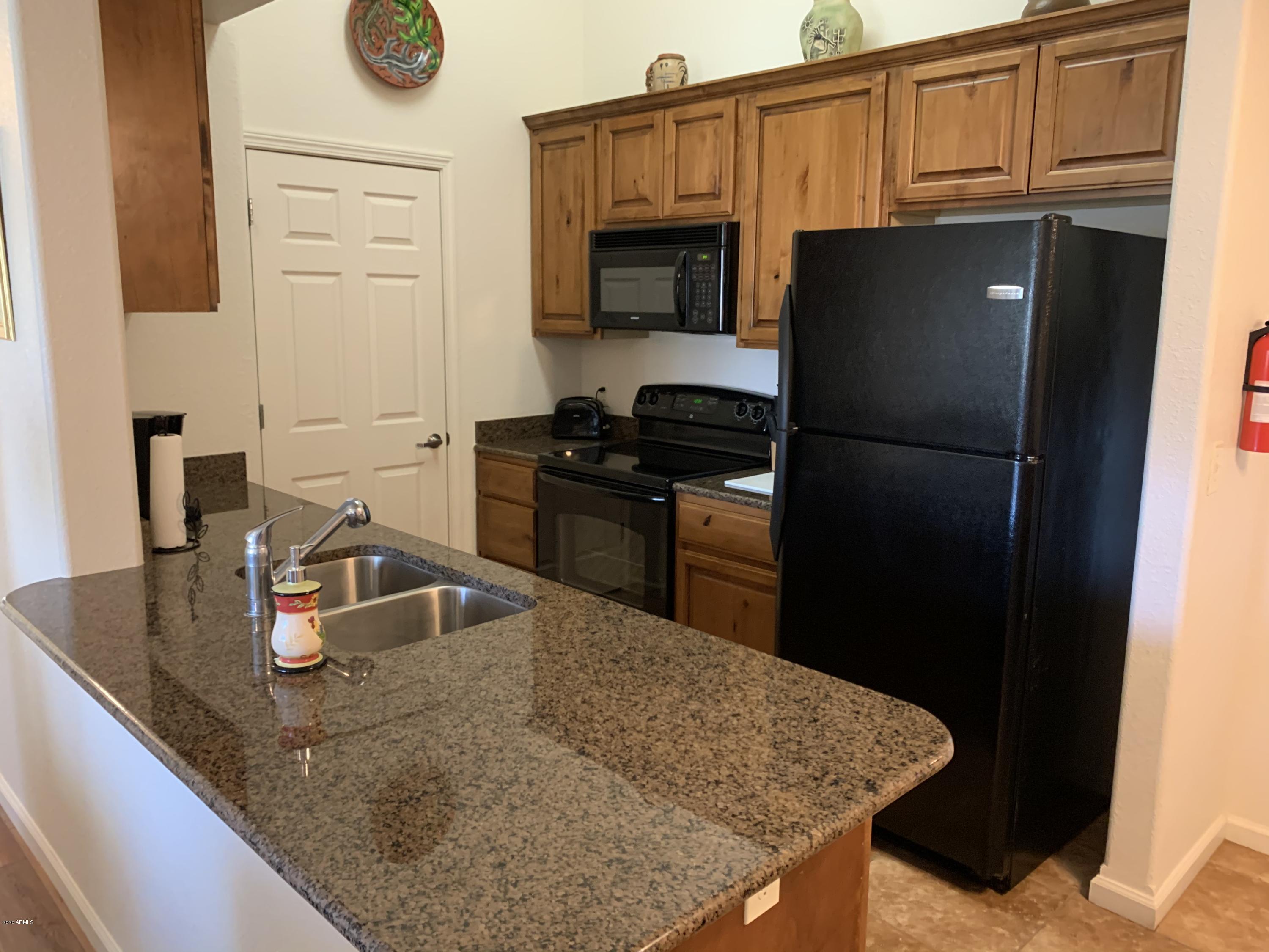 CASA ANTIGUA CONDOMINIUMS - Residential Lease
