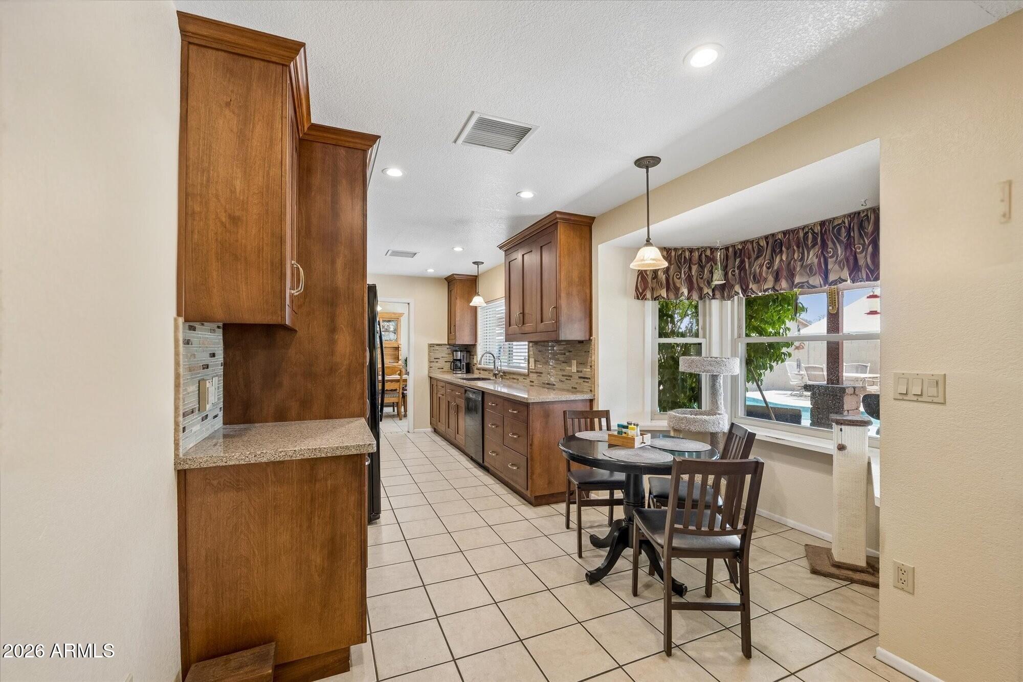 ROADRUNNER ESTATES WEST UNIT 3 LOTS 213 THRU 365 - Residential