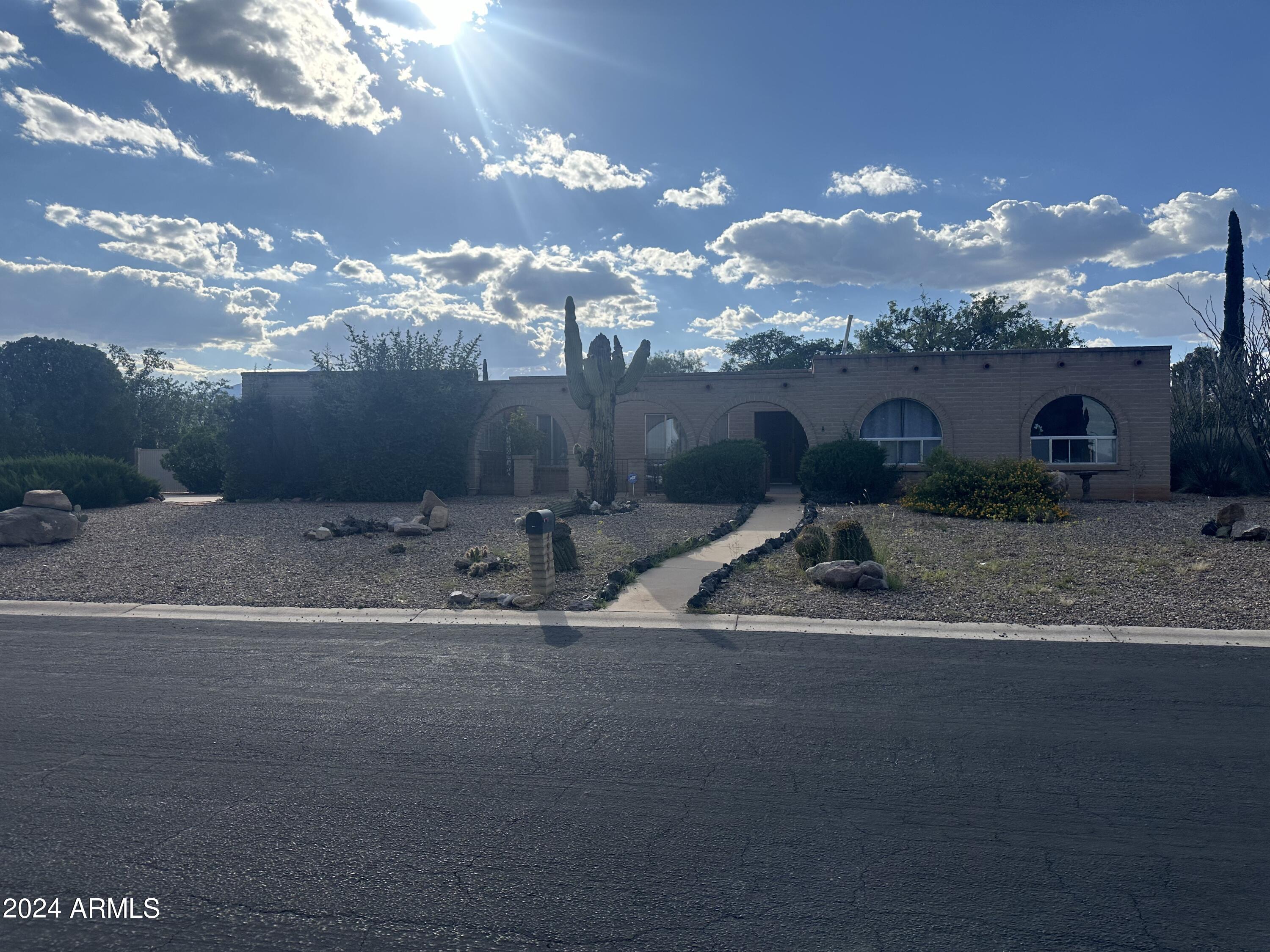 This home has 4 bedrooms 2 bathrooms with n office! 2 living rooms, 2 dinning area and lots of space! Outside you have a large green backyard and huge covered patio. Large concrete driveway and RV gate!
Come view today!