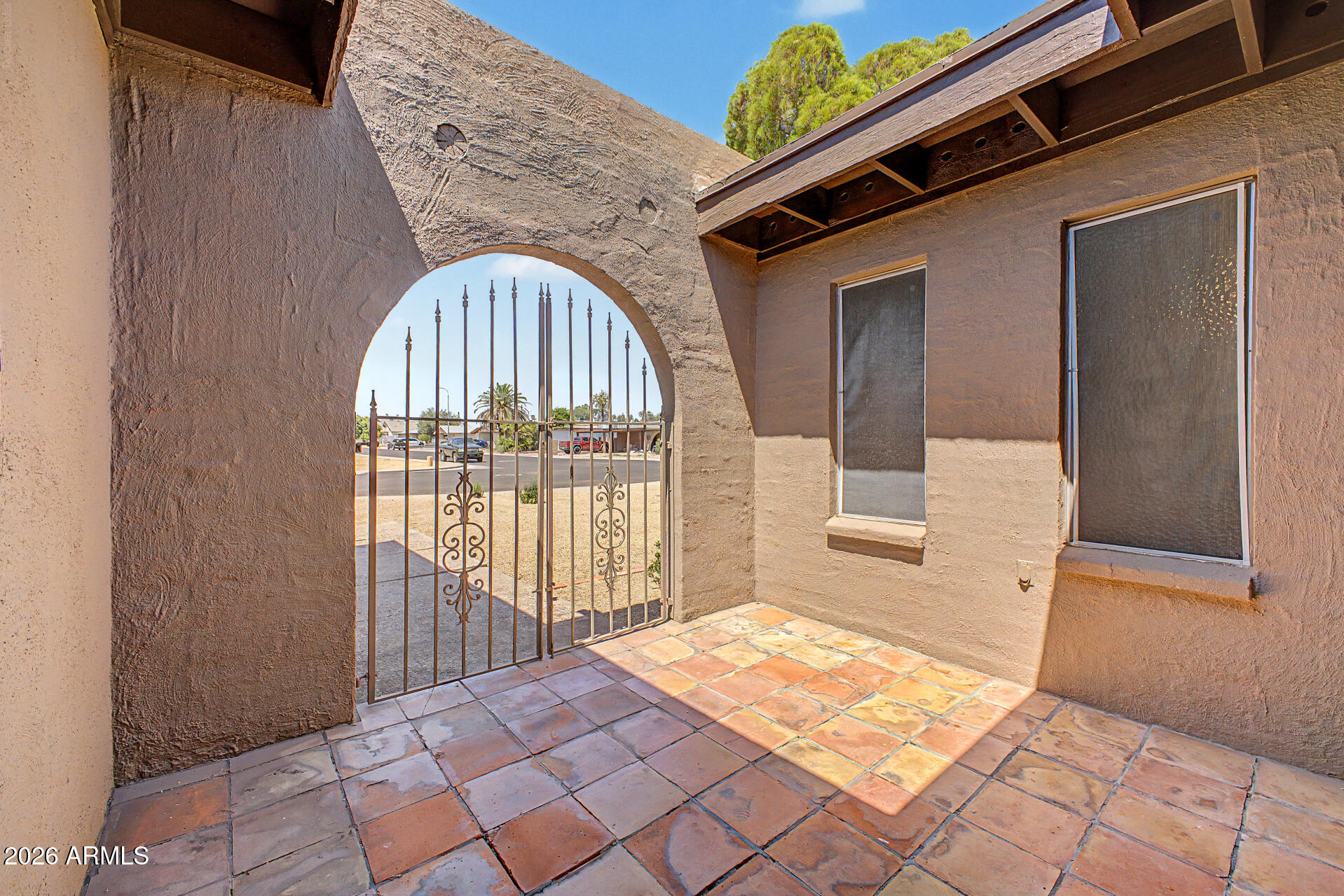 DEB LIN CIRCLE - Residential