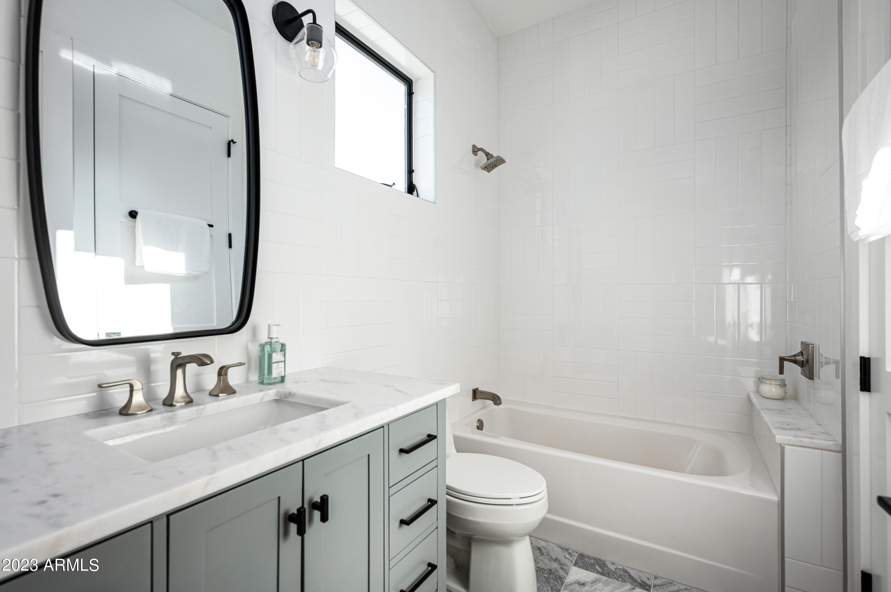 HERITAGE HILLS UNIT 1 - Residential
