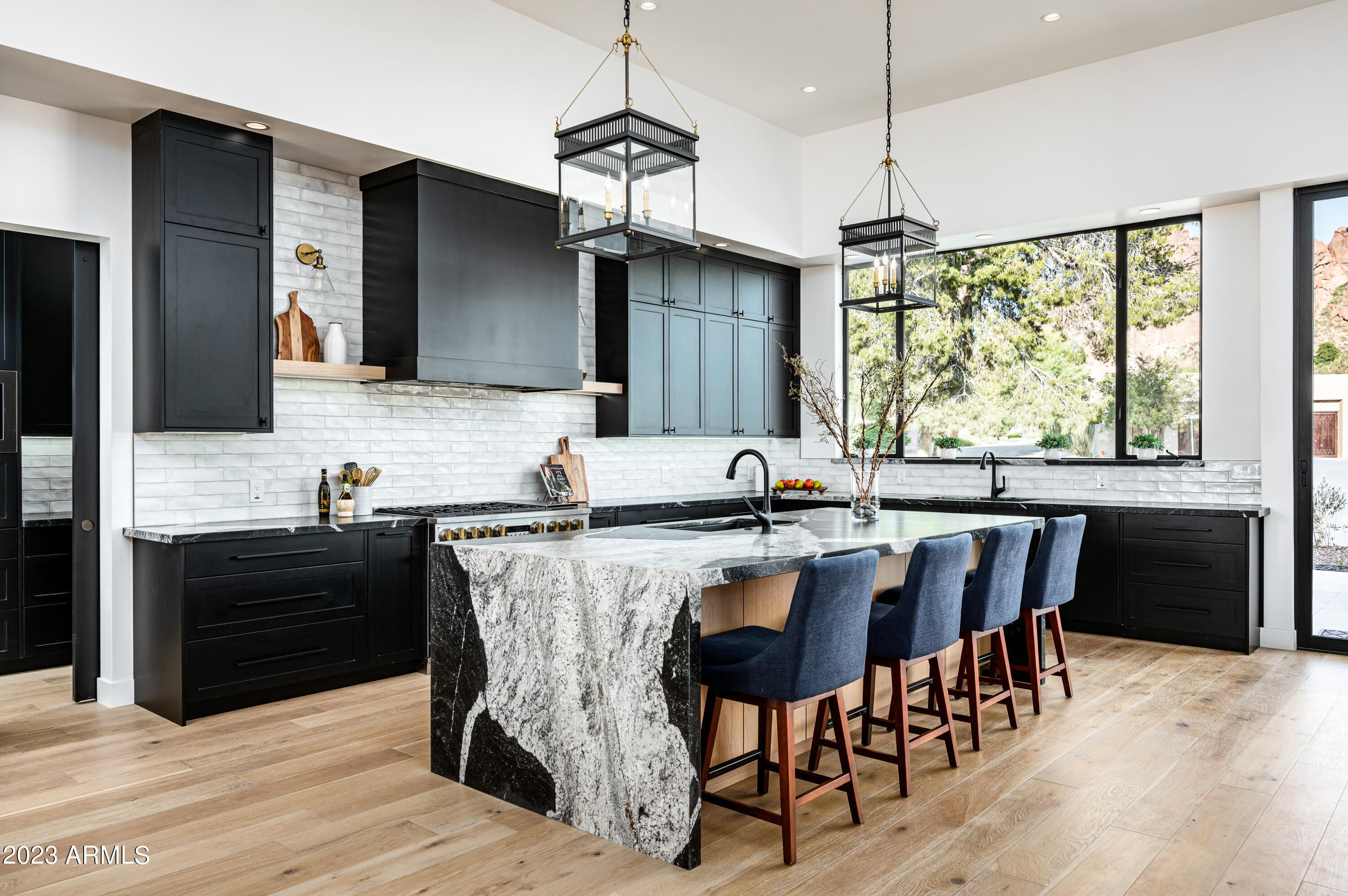 HERITAGE HILLS UNIT 1 - Residential