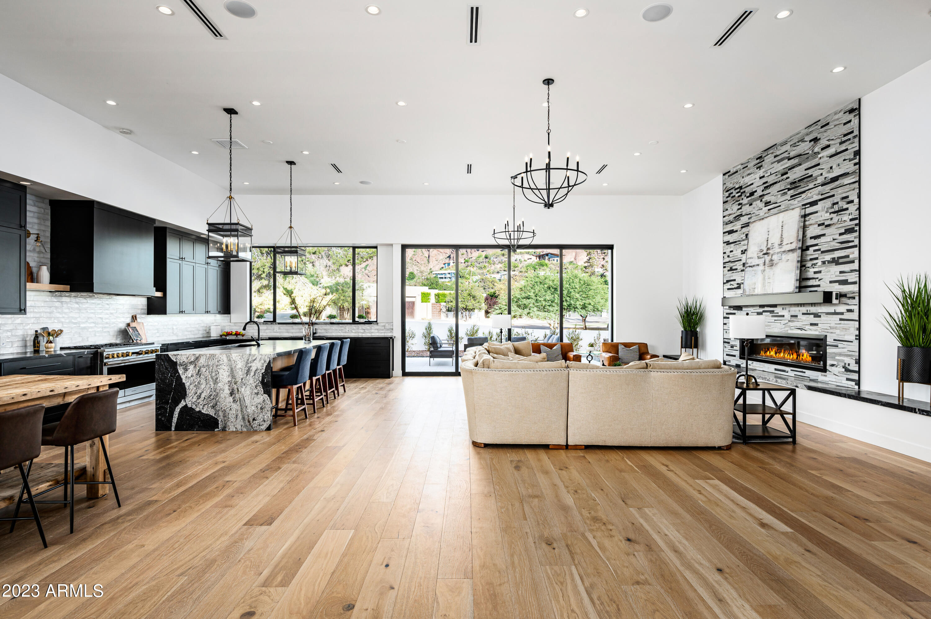 HERITAGE HILLS UNIT 1 - Residential