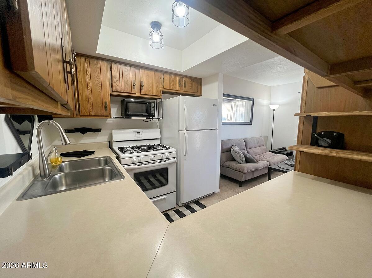 CASITA HERMOSA - Residential