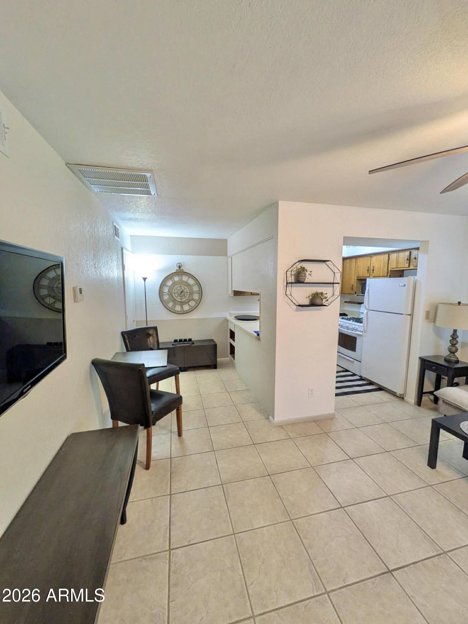 CASITA HERMOSA - Residential