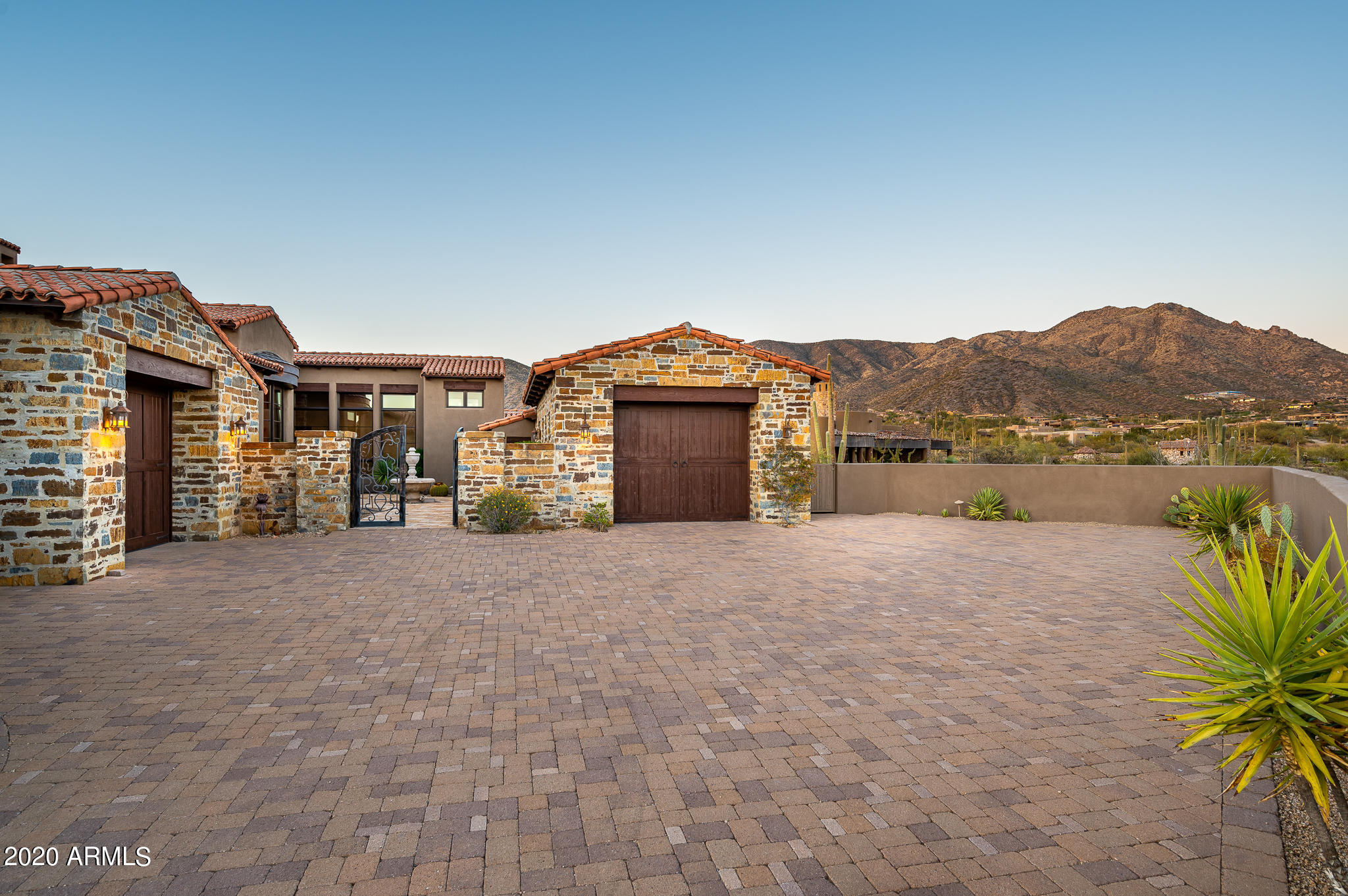 DESERT MOUNTAIN PH 3 UT 39 COCHISE/GERONIMO VILLAG - Residential