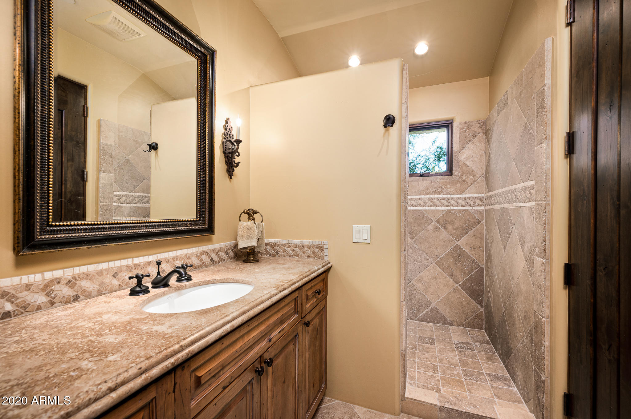DESERT MOUNTAIN PH 3 UT 39 COCHISE/GERONIMO VILLAG - Residential