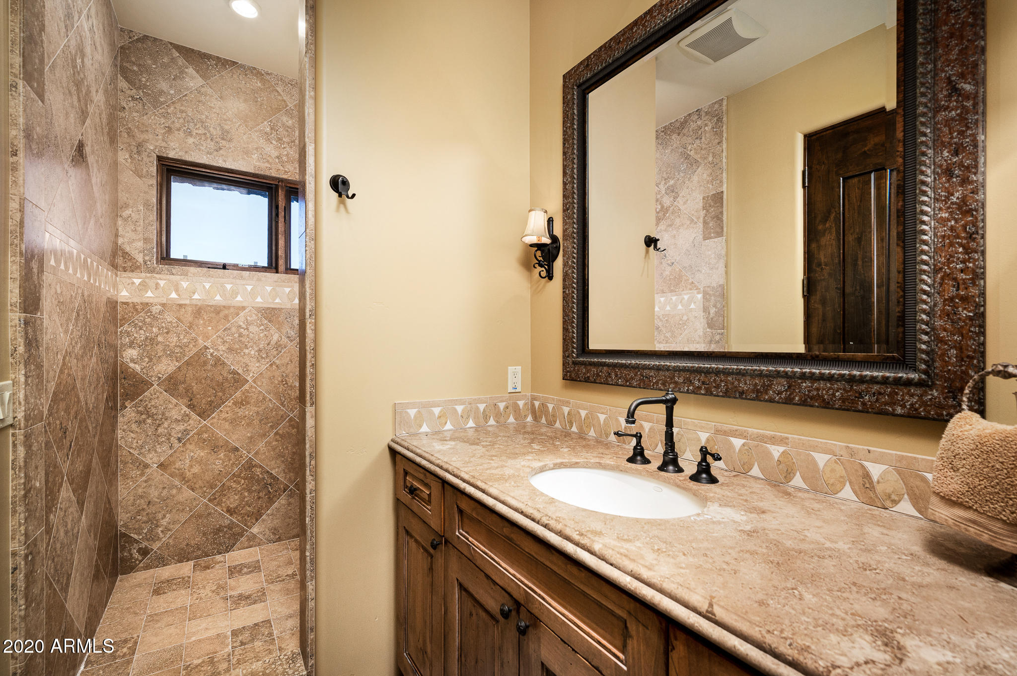 DESERT MOUNTAIN PH 3 UT 39 COCHISE/GERONIMO VILLAG - Residential
