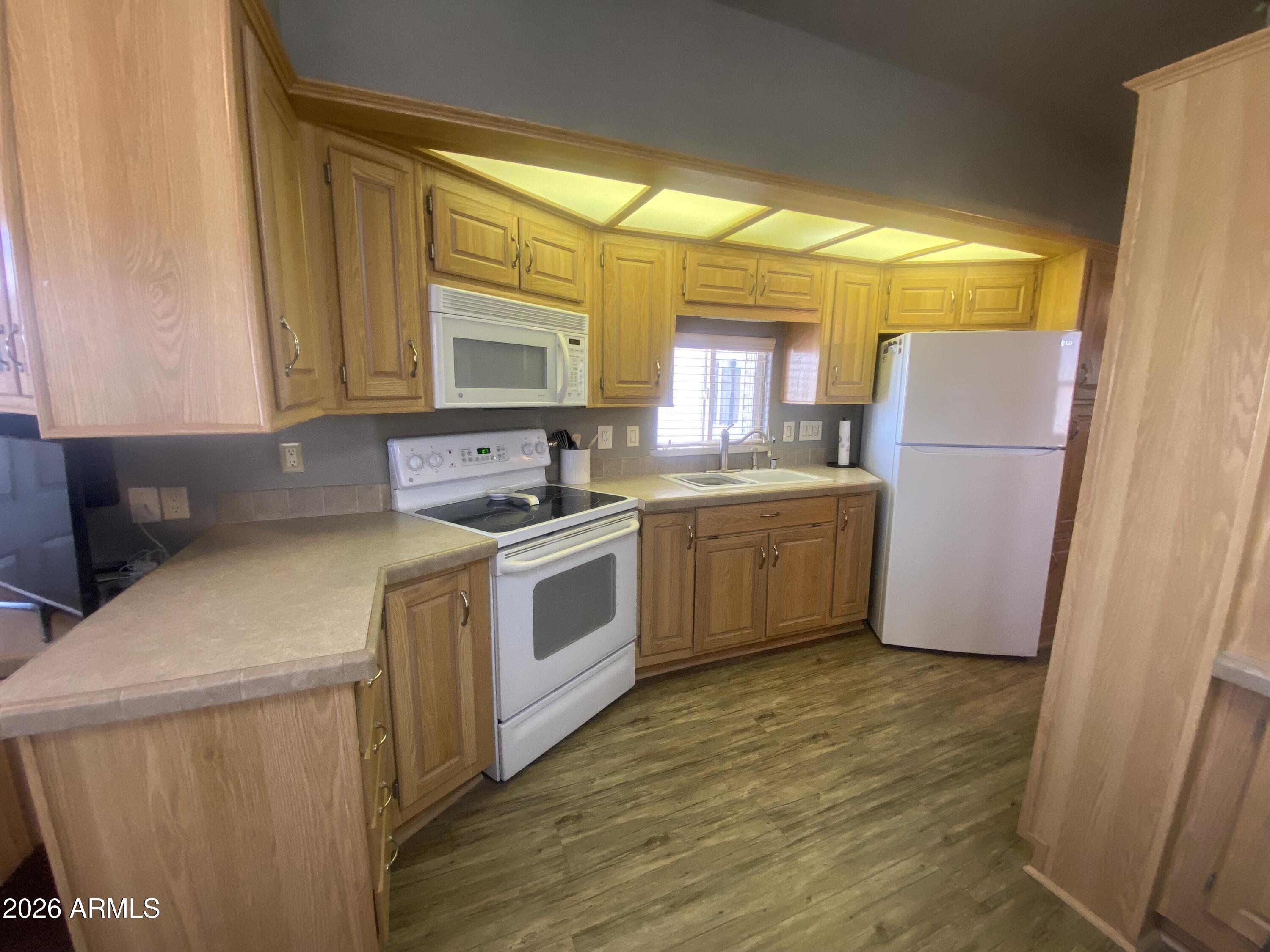 ROADHAVEN RESORT OF APACHE JUNCTION - Land