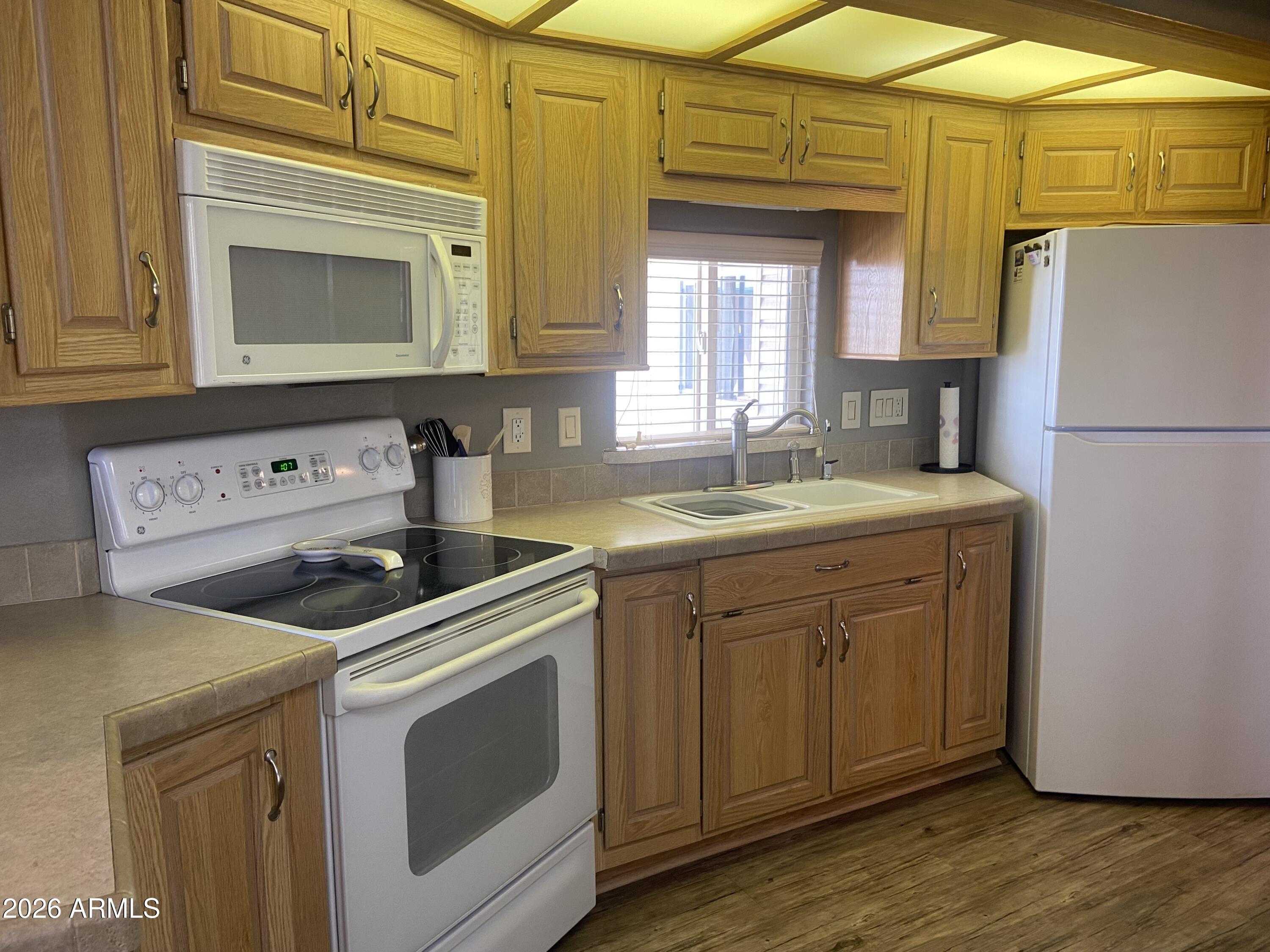 ROADHAVEN RESORT OF APACHE JUNCTION - Land