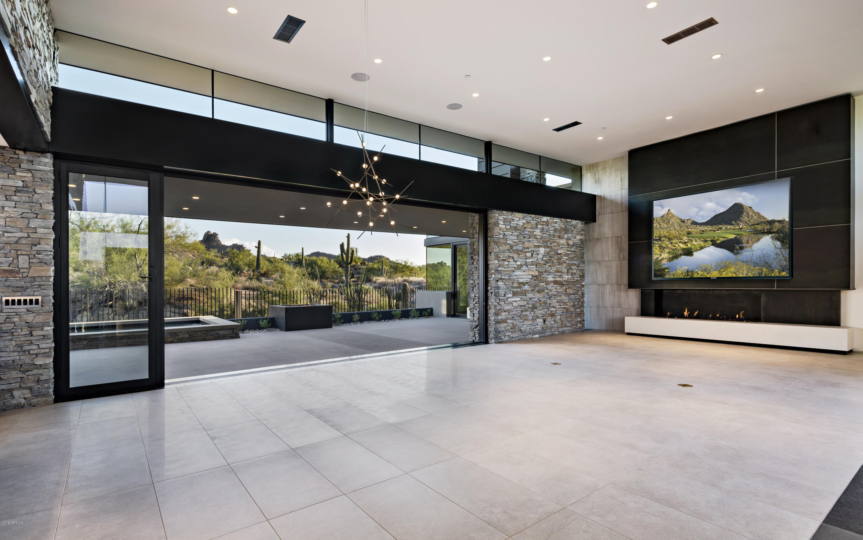 ESTANCIA - Residential