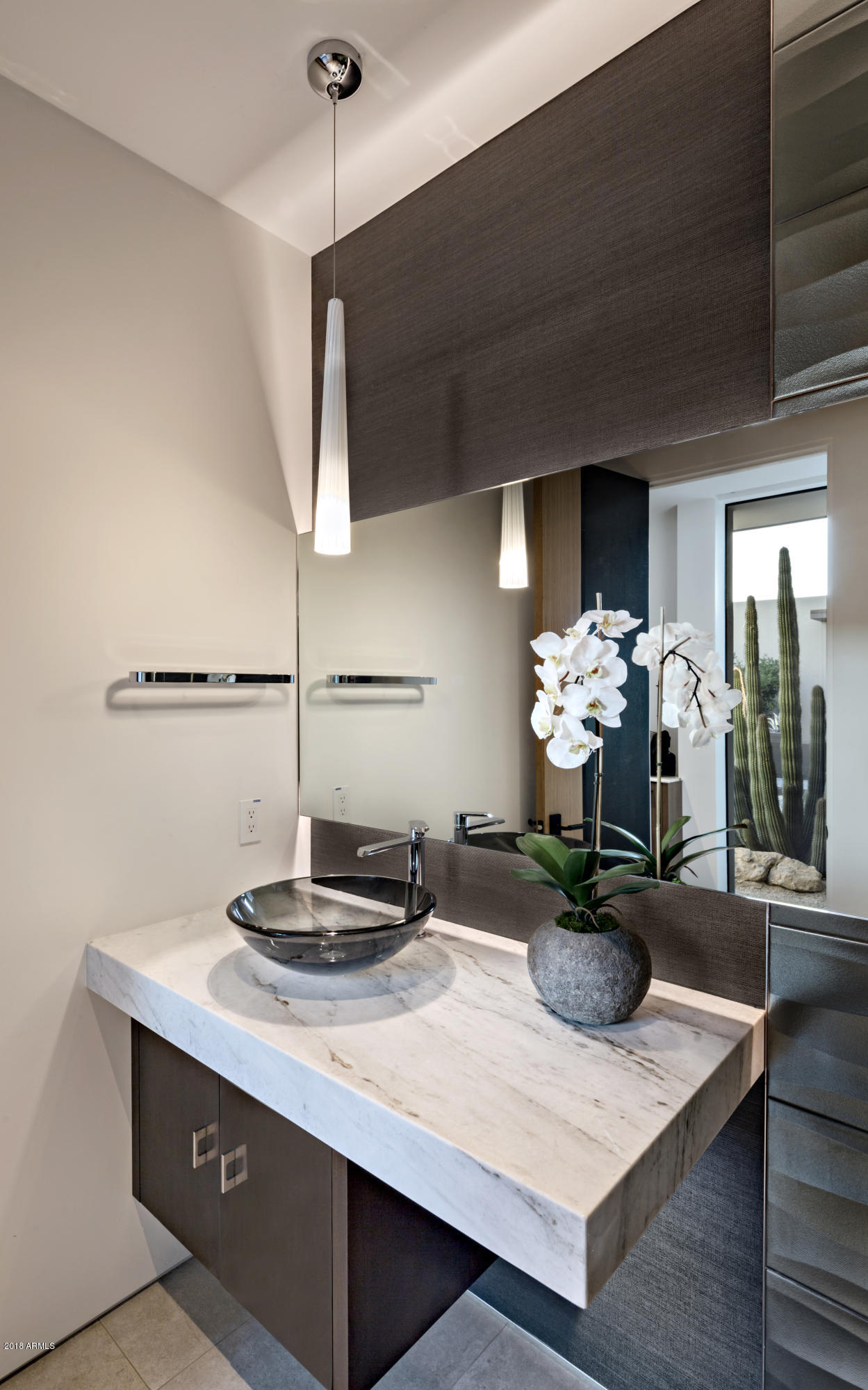 ESTANCIA - Residential