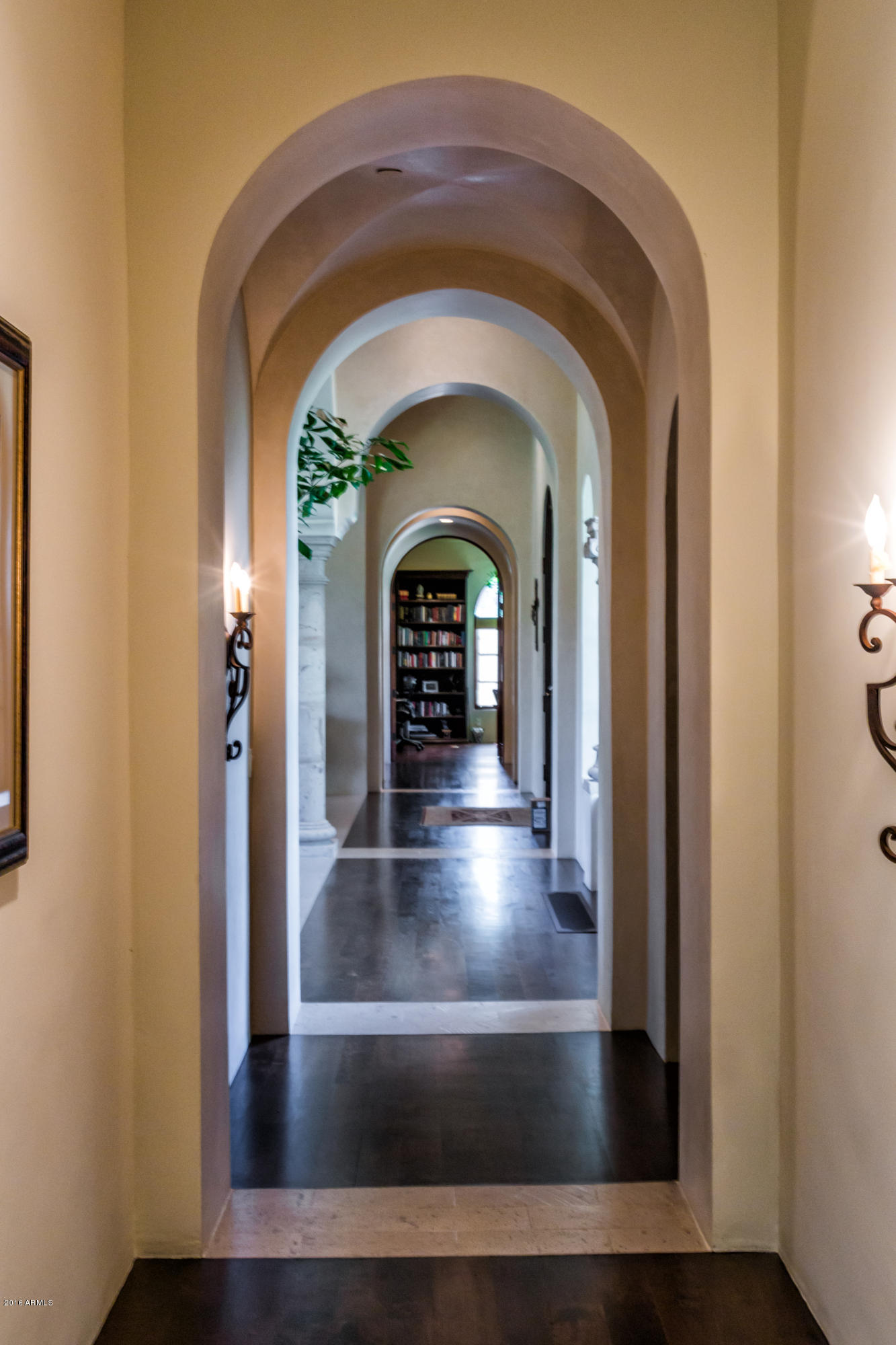 LAS CASAS ESCONDIDAS - Residential