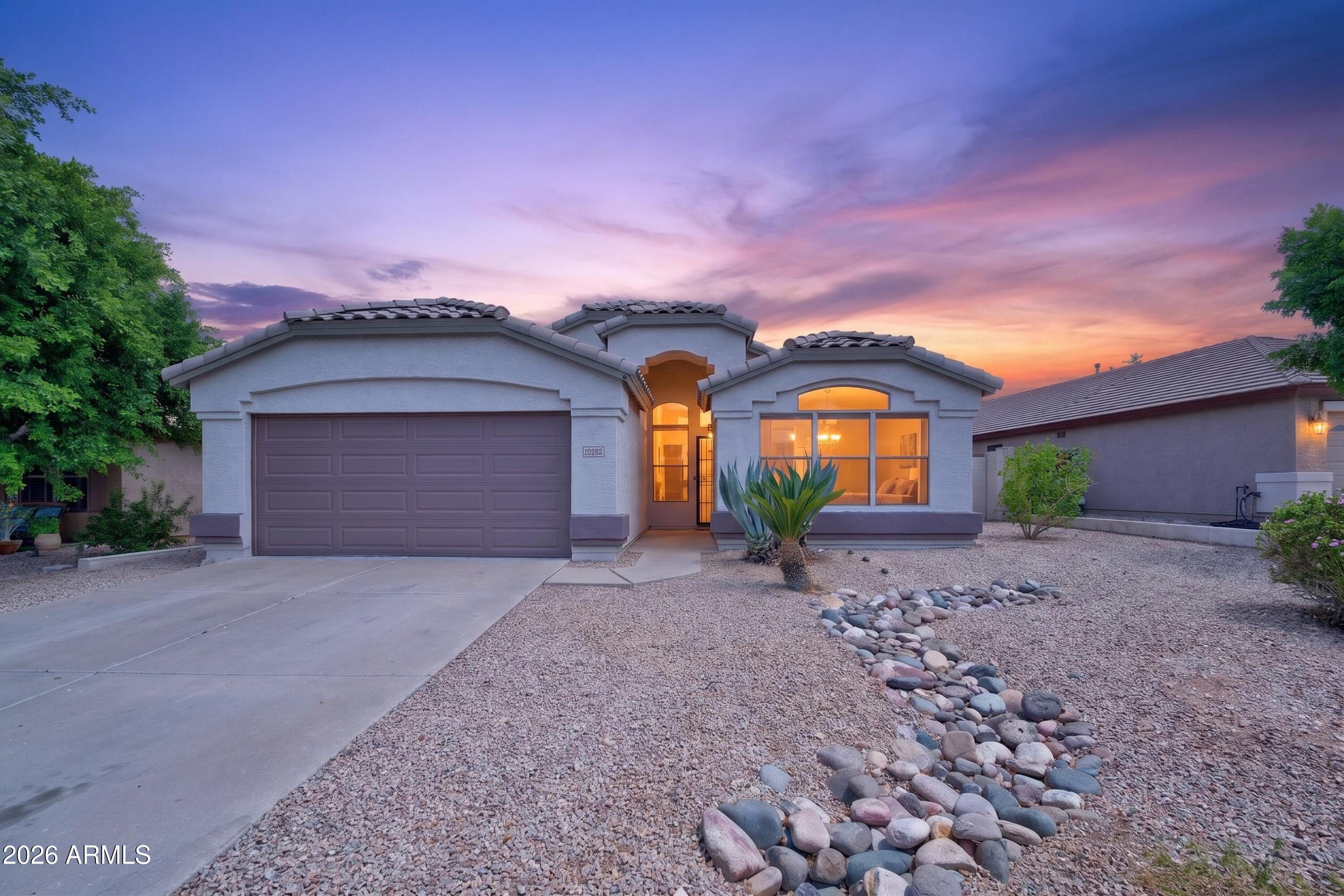 STOP THE CAR! Welcome to this spacious 4-bed 2-bath home in the desirable Ironwood community of Peoria. Offering nearly 2,000 square feet of living space, this home features a versatile floor plan and open-concept kitchen that overlooks the main living areas. 

This home is conveniently located near everyday conveniences, including Walmart, Target, Sprouts, and numerous local restaurants (Plus only 20 mins away from Lake Pleasant)

Whether you're a first-time buyer, growing family, or investor, this home offers convenience and exceptional value. You don't want to miss this!
