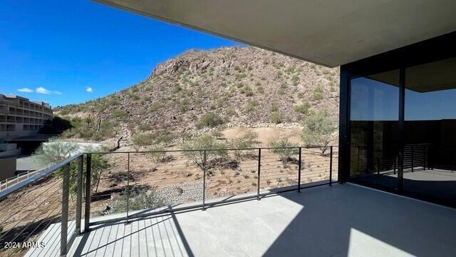 Ascent at the Phoenician Camelback Residences - Residential