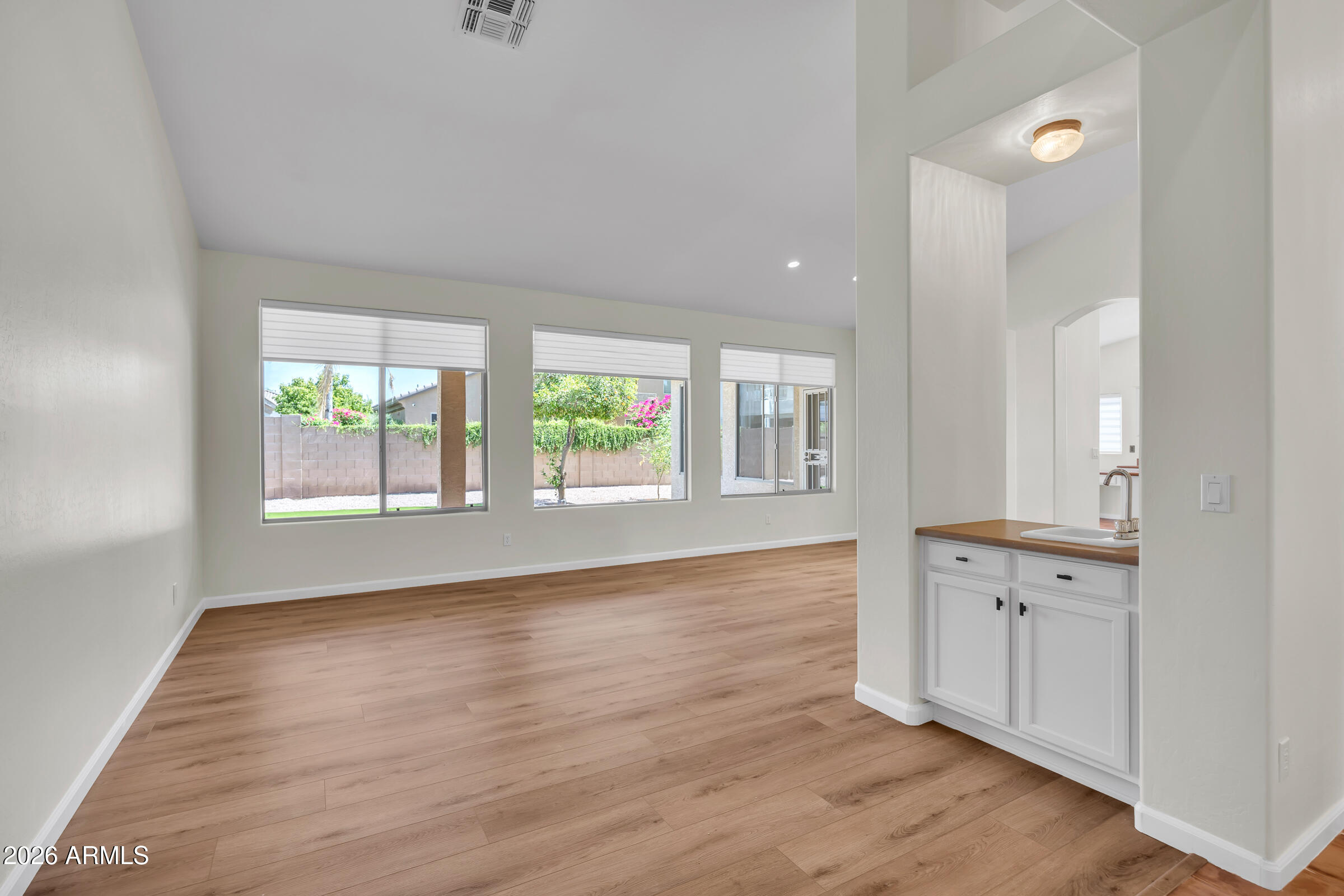 ASHLAND RANCH - Residential