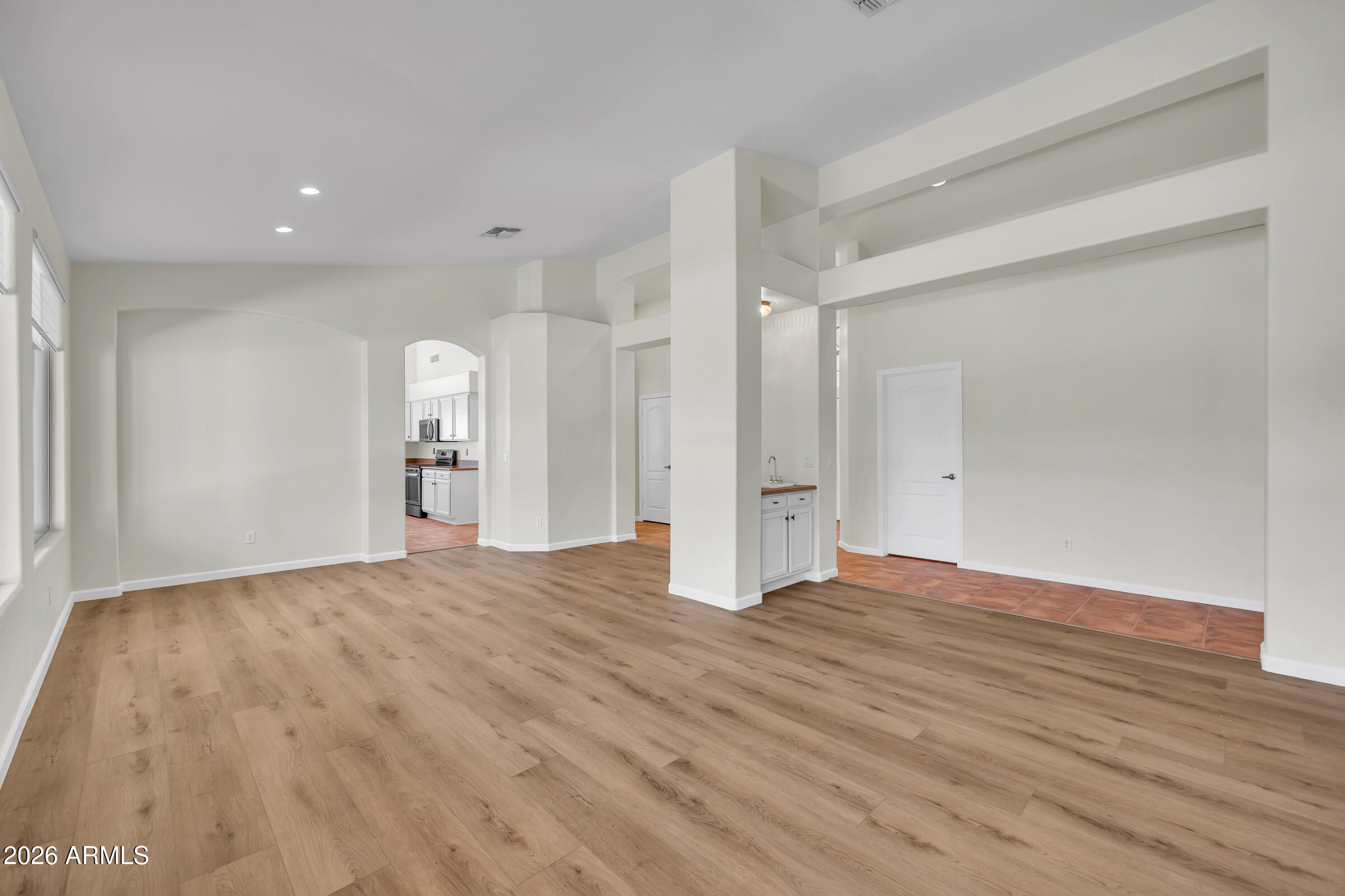 ASHLAND RANCH - Residential