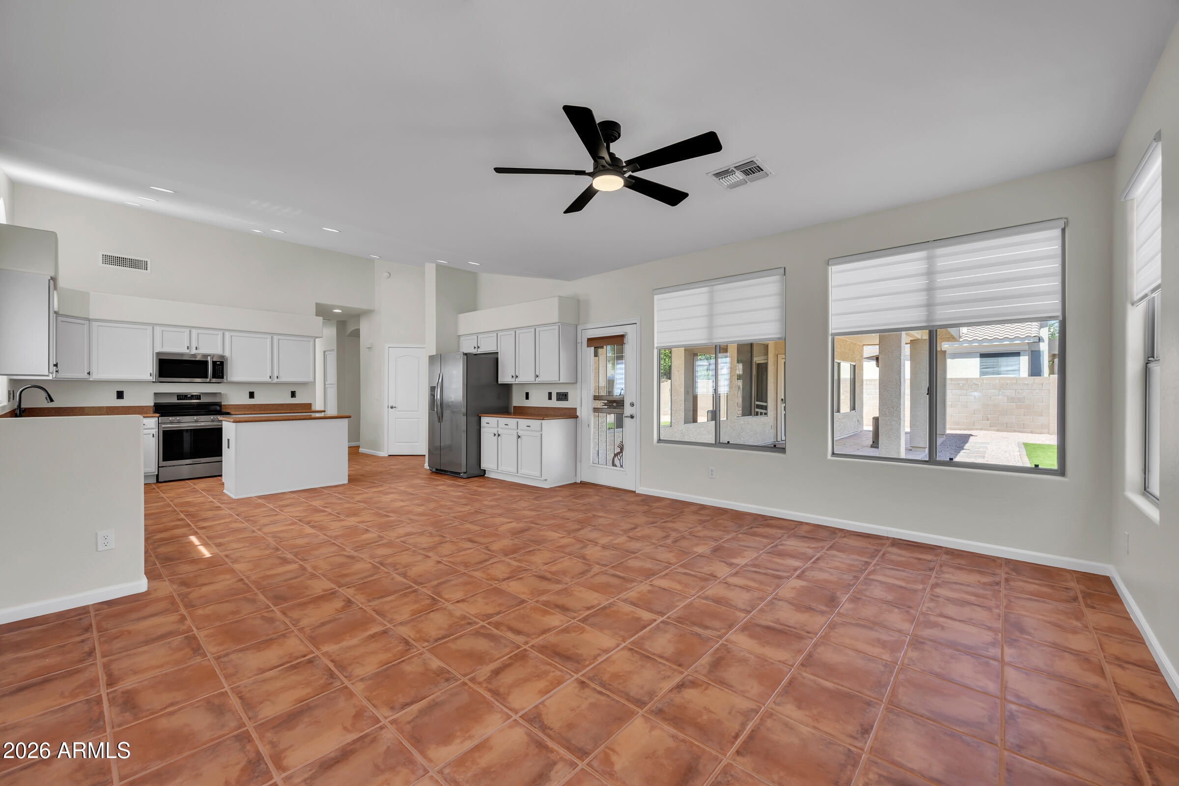 ASHLAND RANCH - Residential