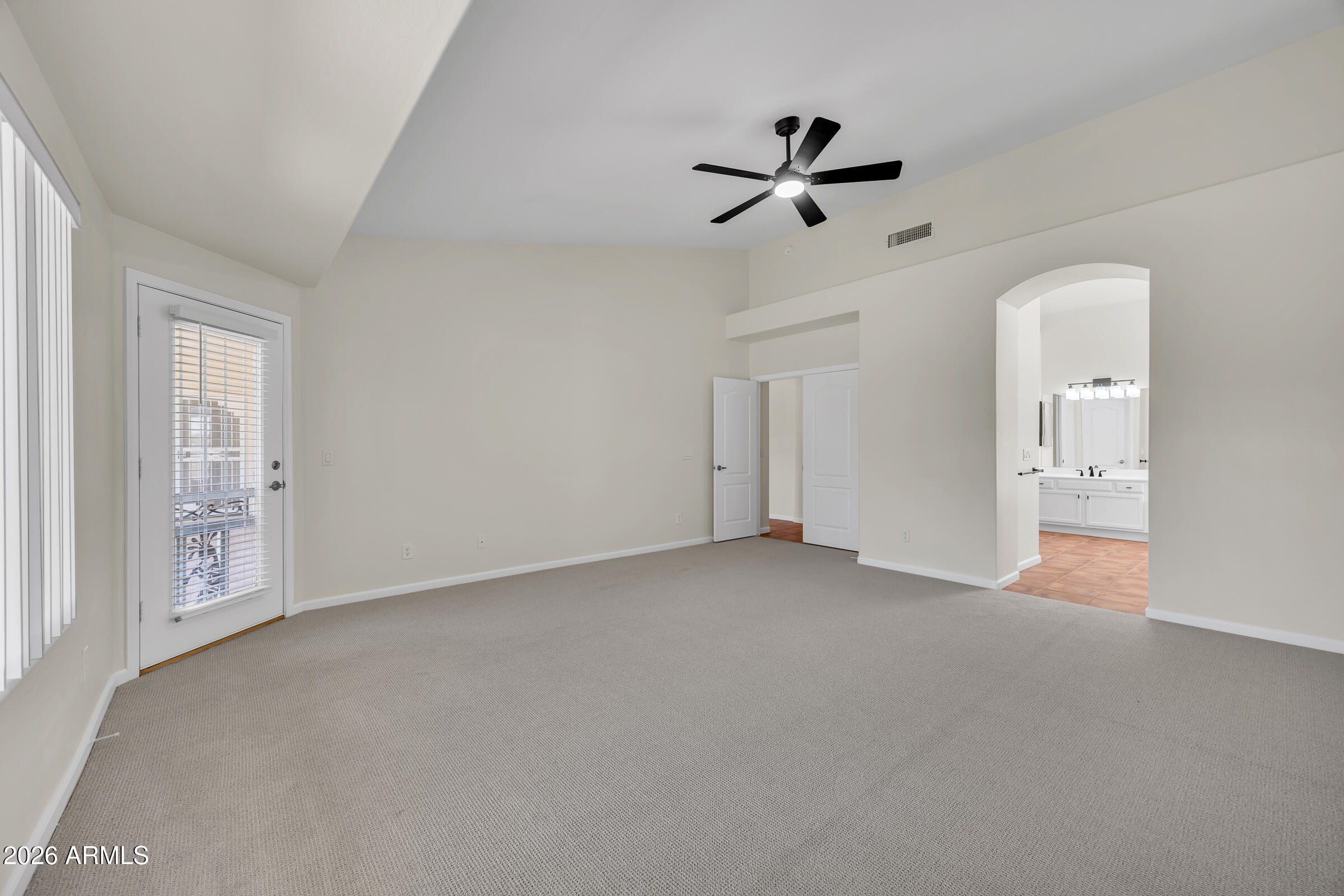 ASHLAND RANCH - Residential