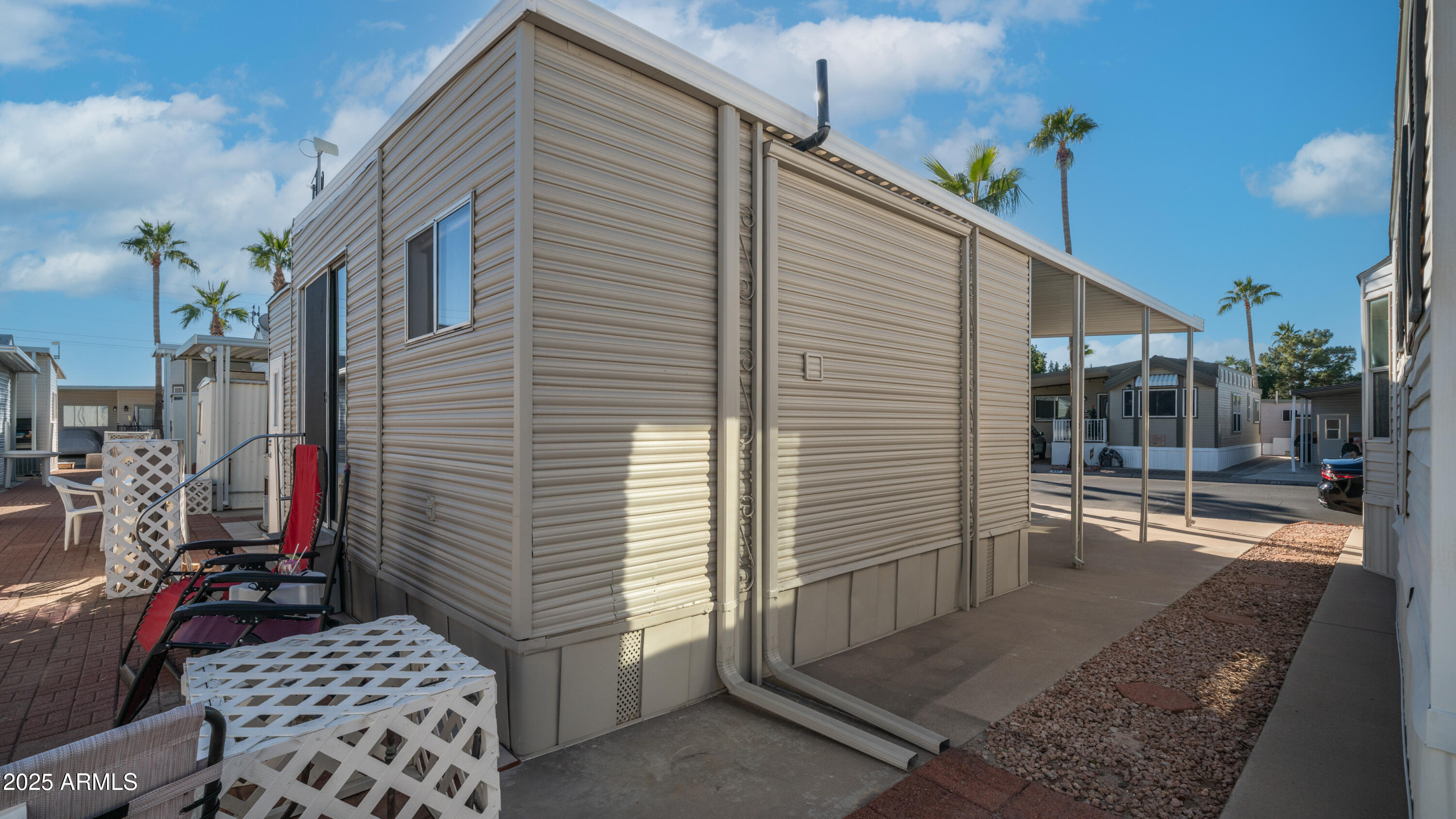 GOLDEN VISTA - Residential