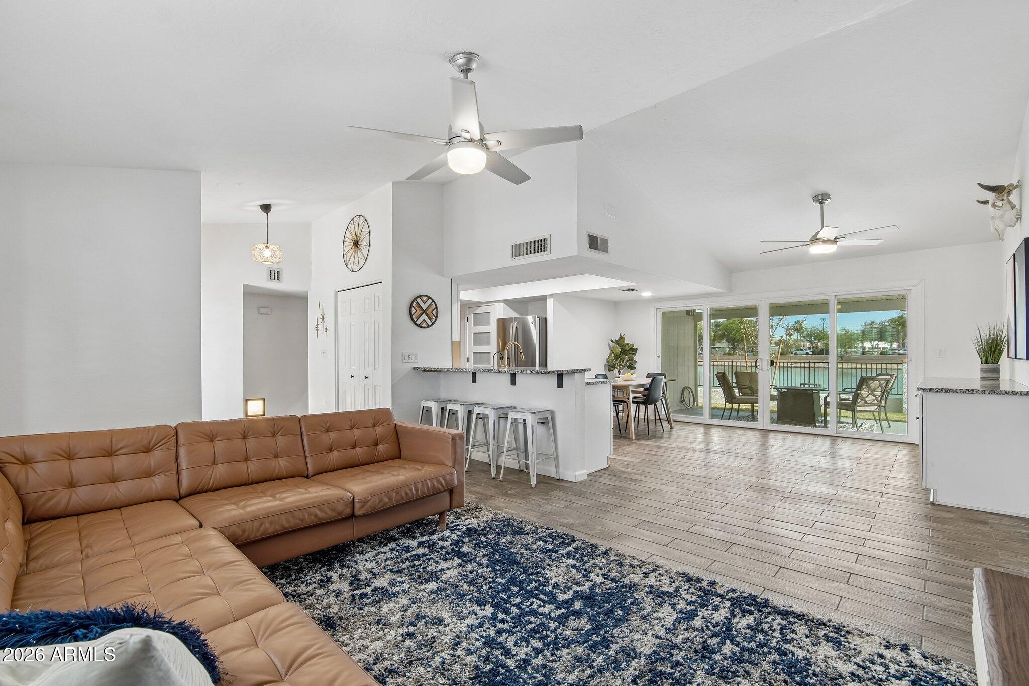 DOBSON SHORES - Residential