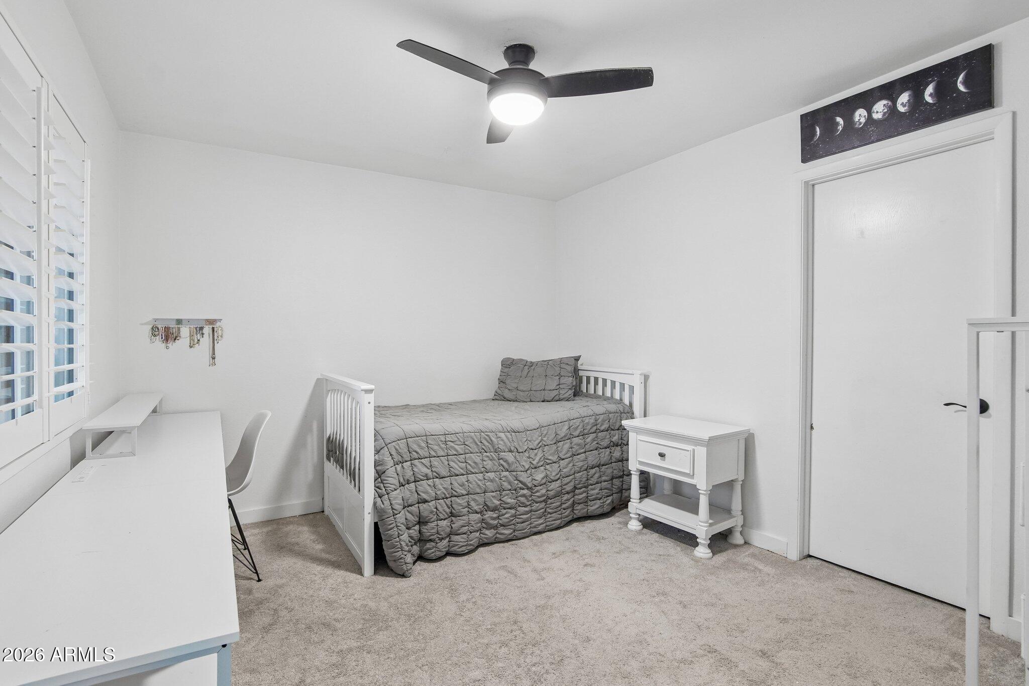 DOBSON SHORES - Residential