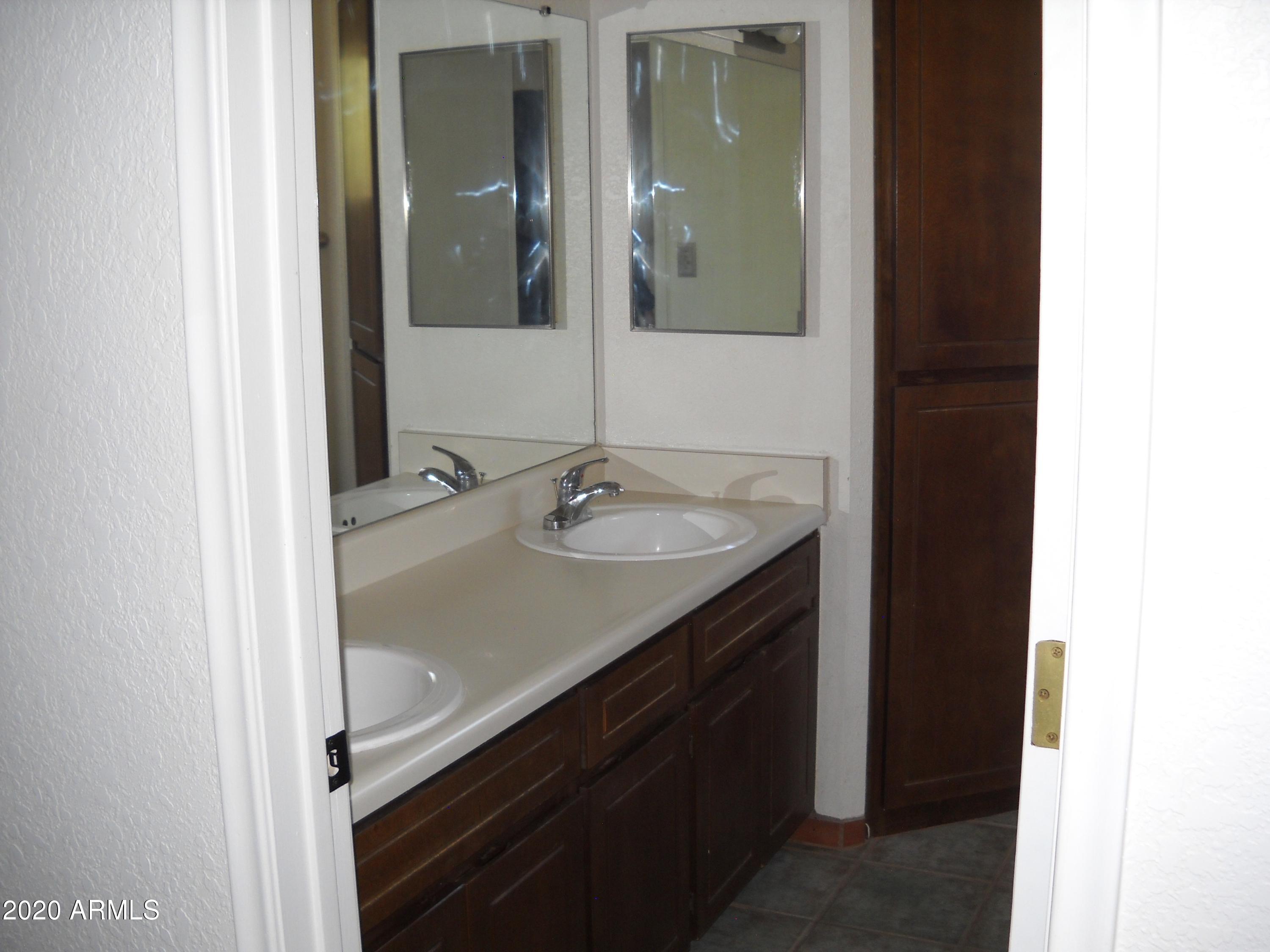 SUMMIT MEADOWS - Residential Lease