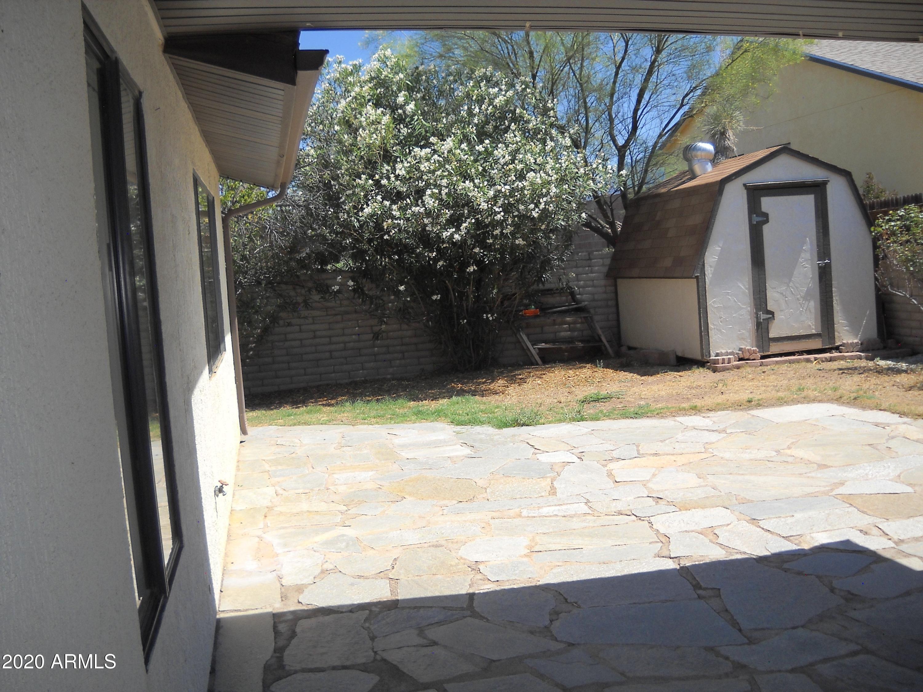 SUMMIT MEADOWS - Residential Lease