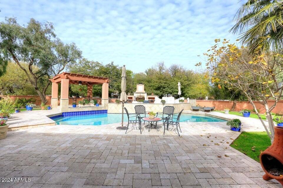 CHENEY MANOR LOT 6 - Residential