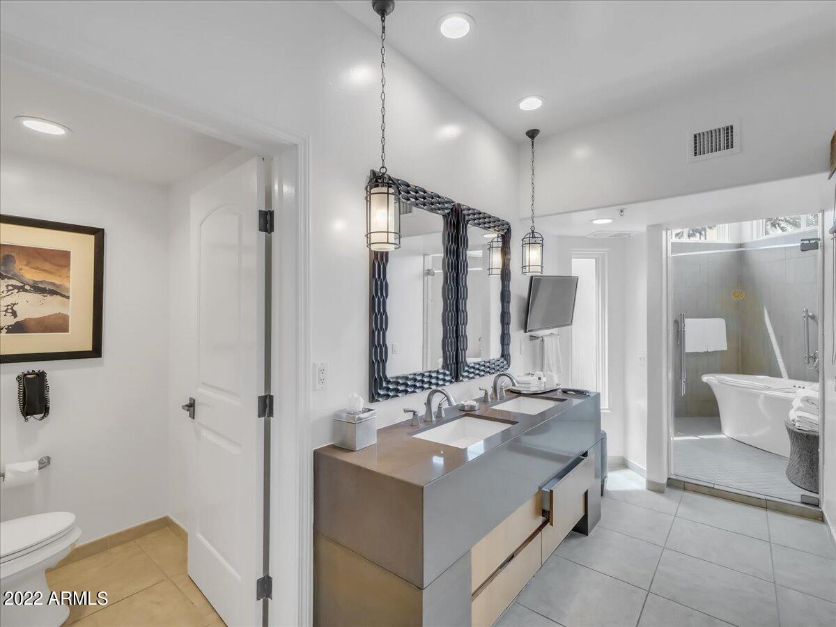 The Phoenician - Residential