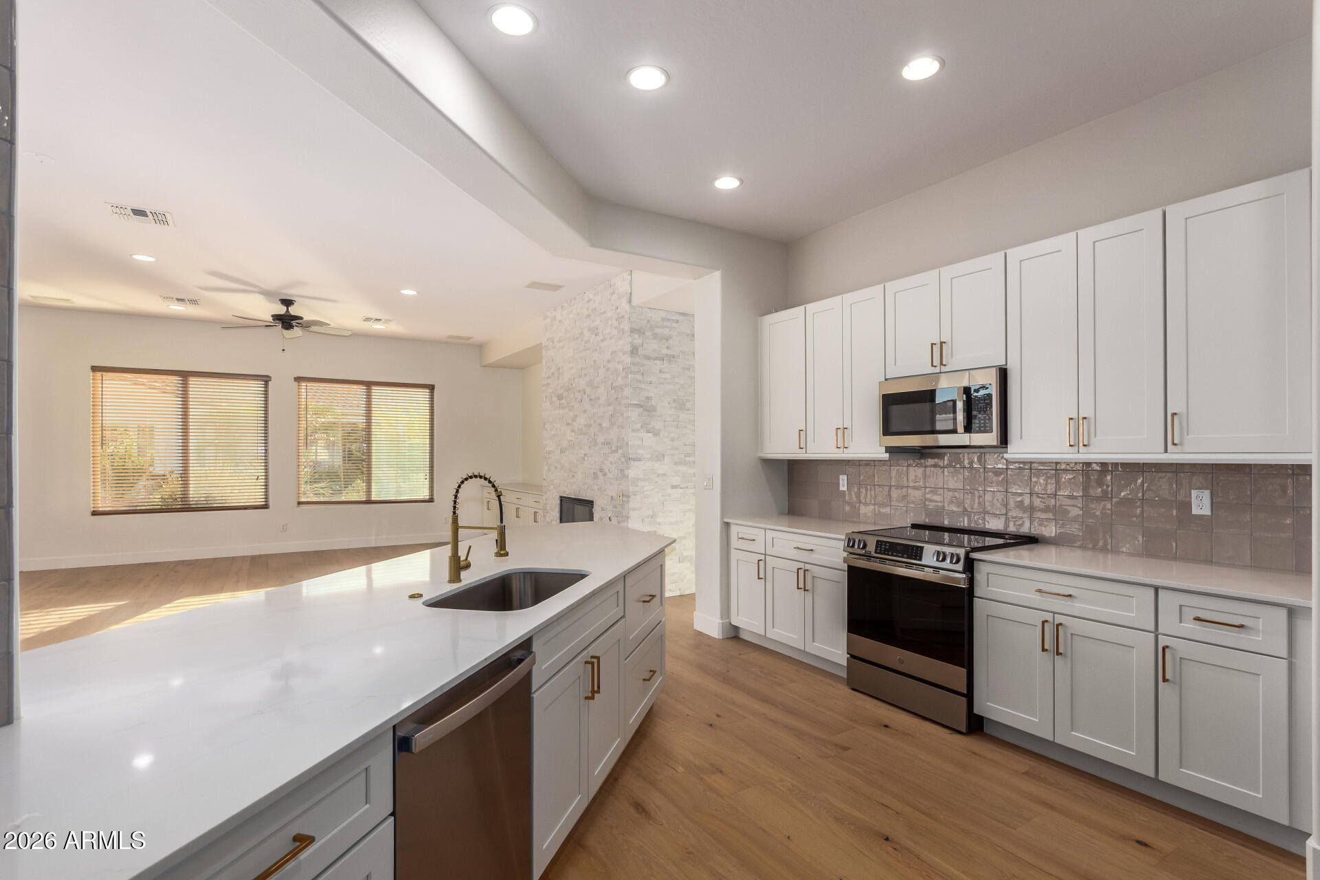 CORTE BELLA COUNTRY CLUB PHASE 1 UNIT 1 - Residential