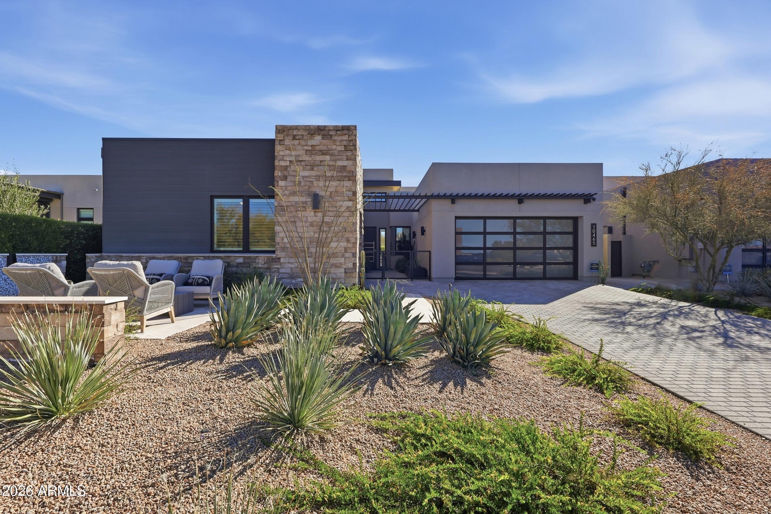 Aura - Residential