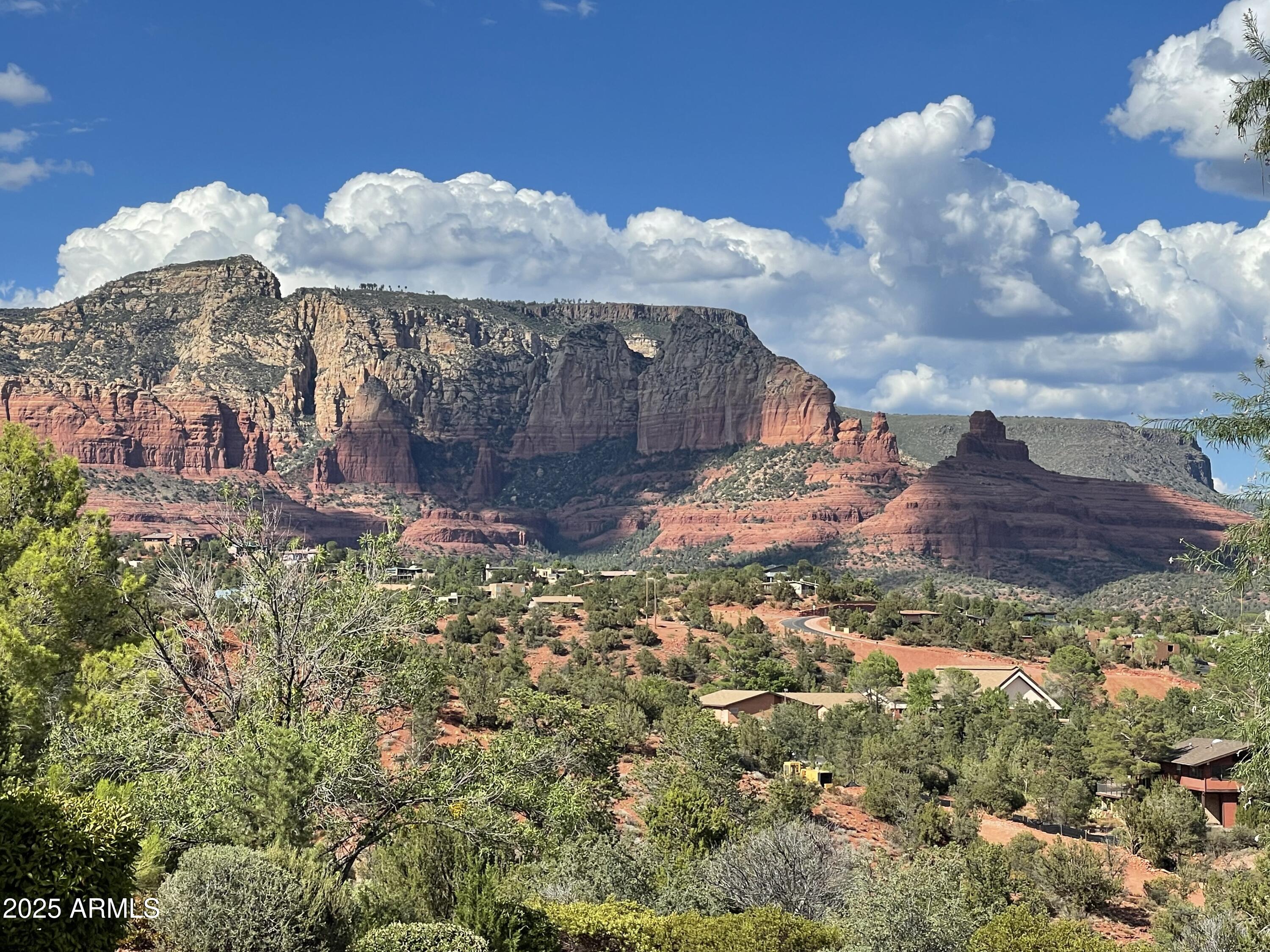 SKY RIDGE ESTATES - Land