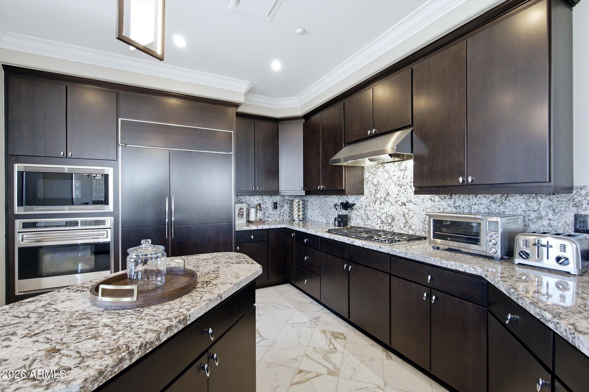 LANDMARK CONDOMINIUM 2 2ND AMD - Residential Lease