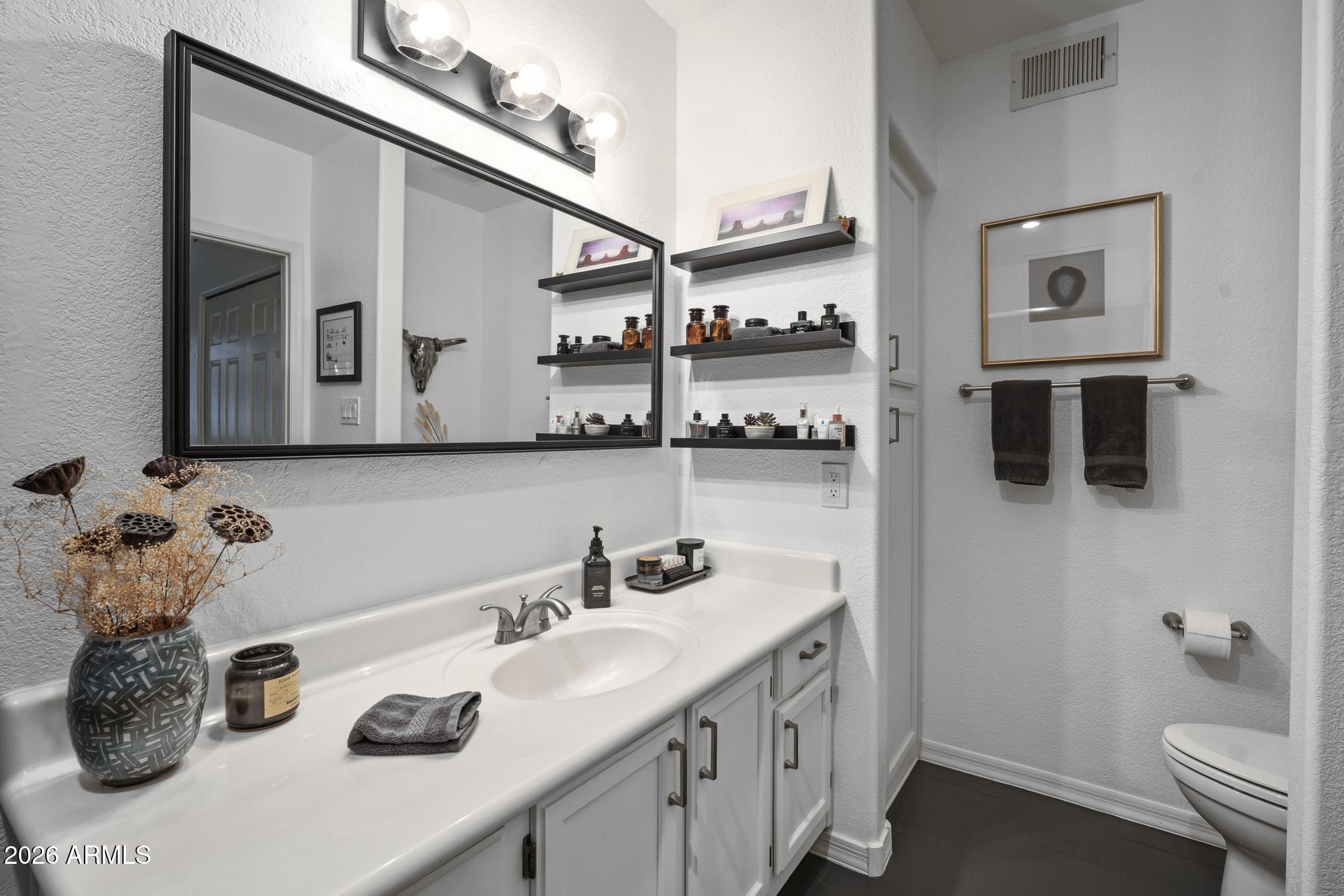 CASABELLA CONDOMINIUMS - Residential