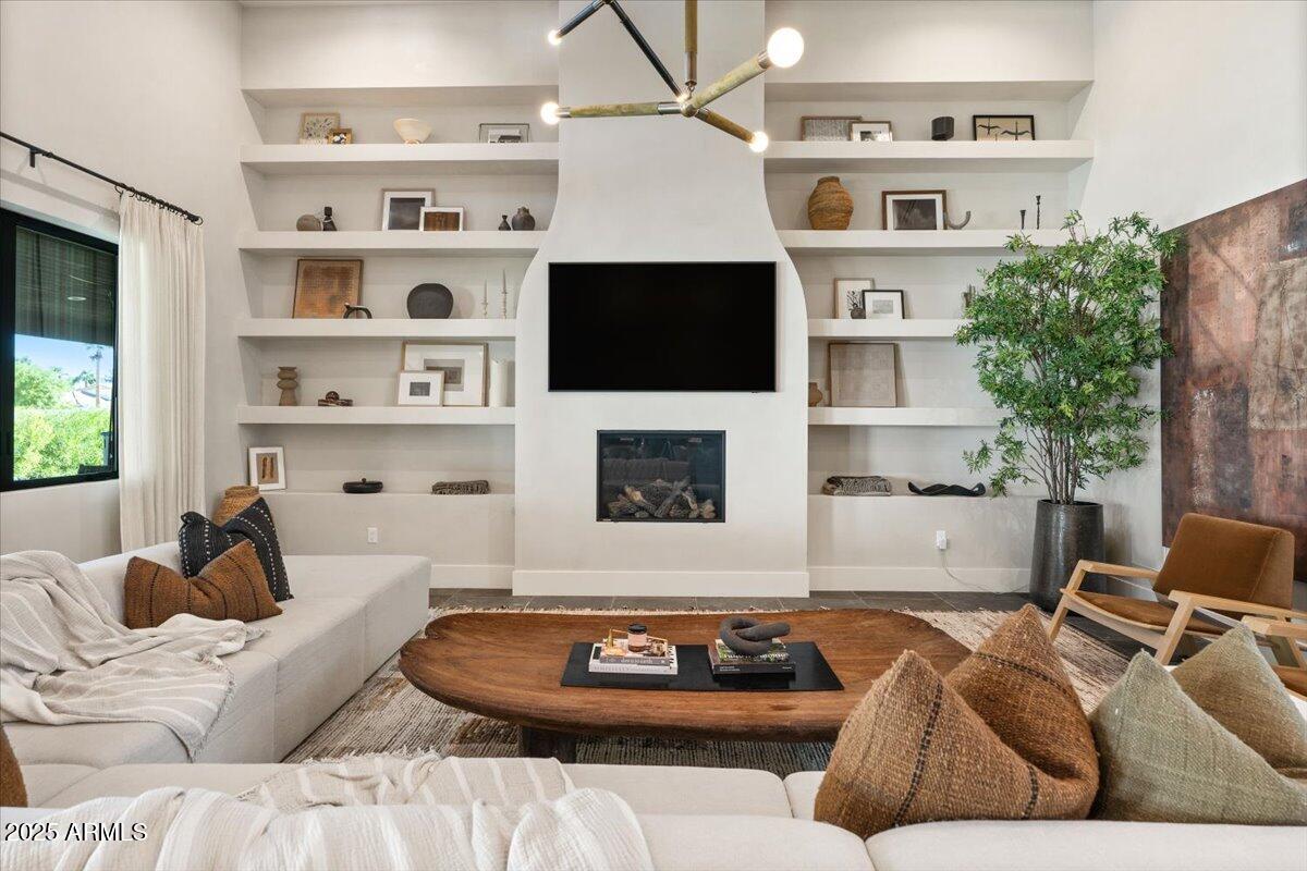 STONERIDGE ESTATES 3 - Residential