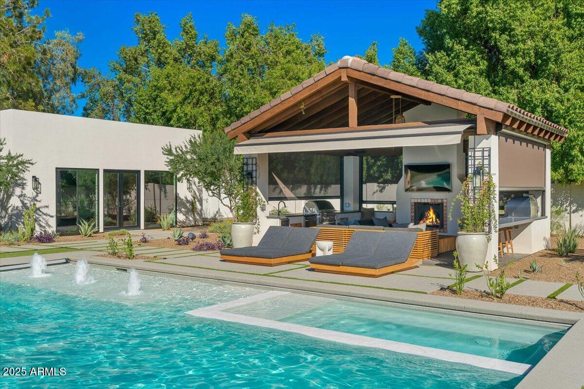 STONERIDGE ESTATES 3 - Residential