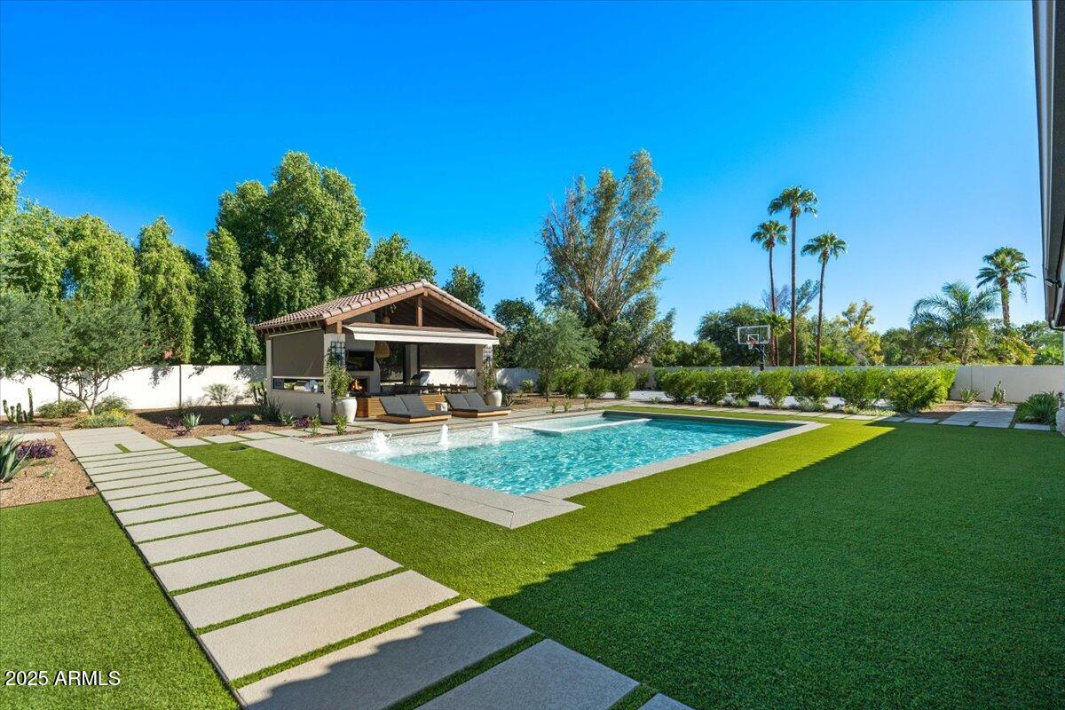 STONERIDGE ESTATES 3 - Residential