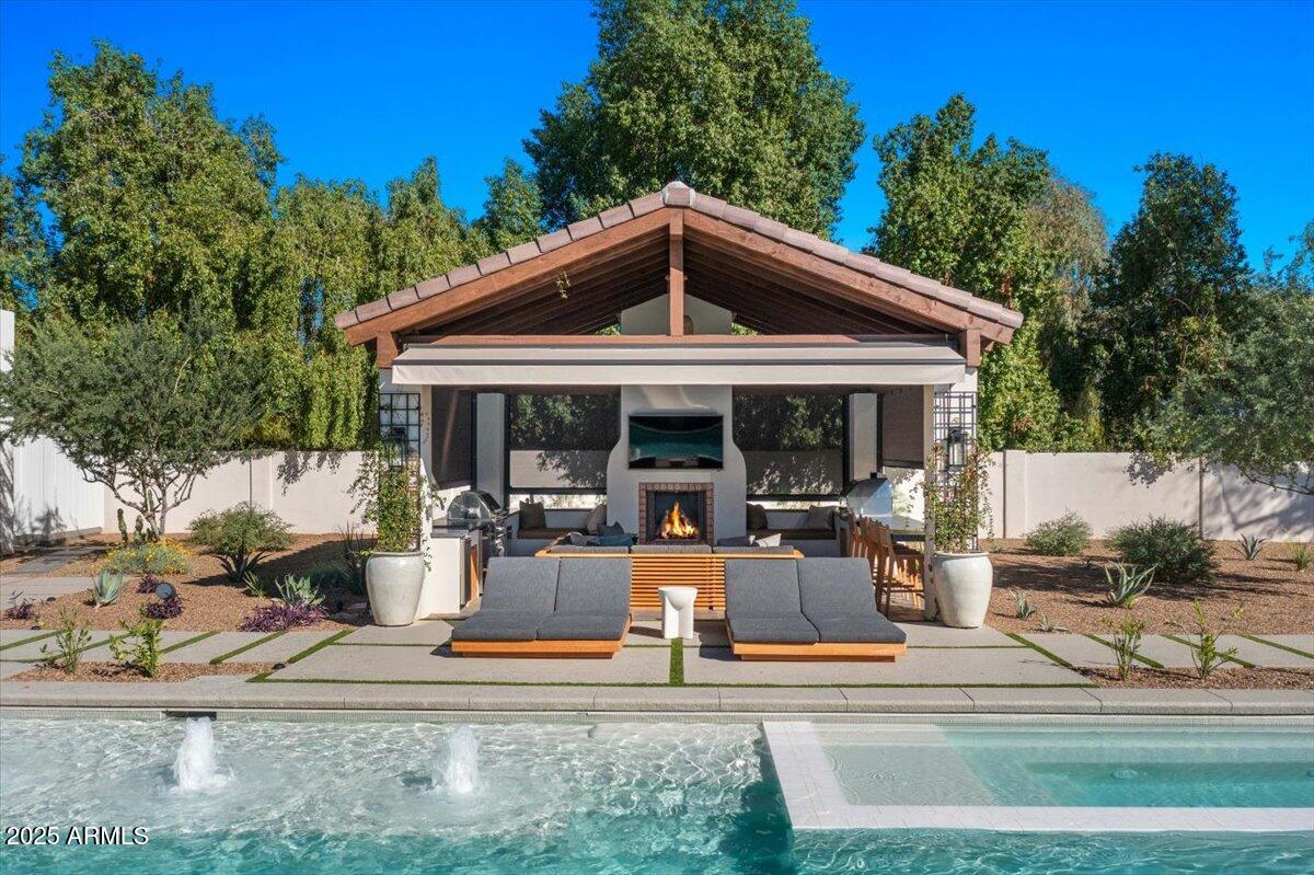 STONERIDGE ESTATES 3 - Residential