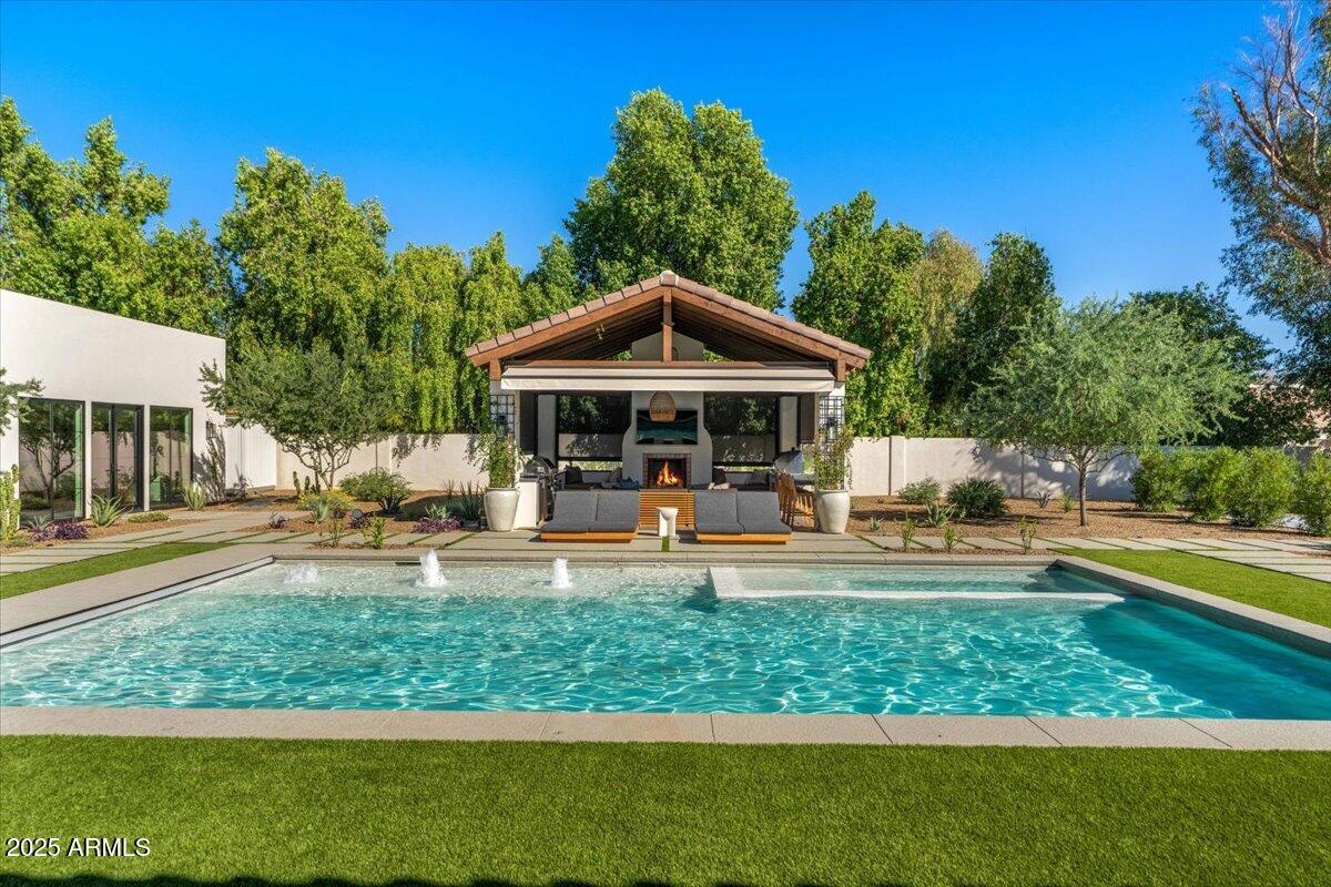 STONERIDGE ESTATES 3 - Residential