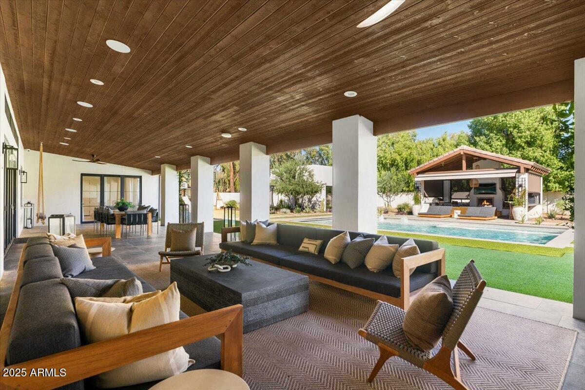 STONERIDGE ESTATES 3 - Residential